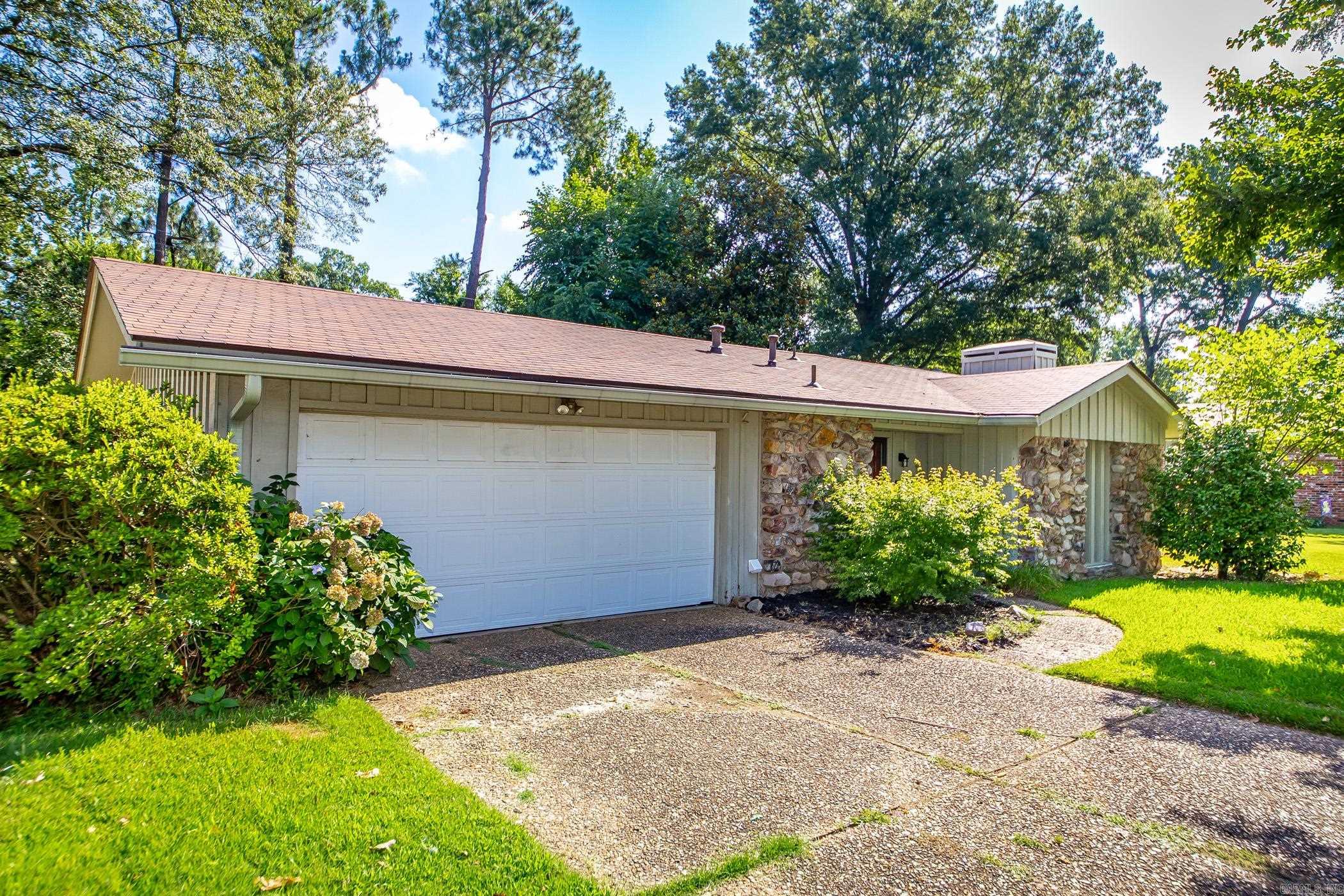 51 Warwick  Little Rock, AR