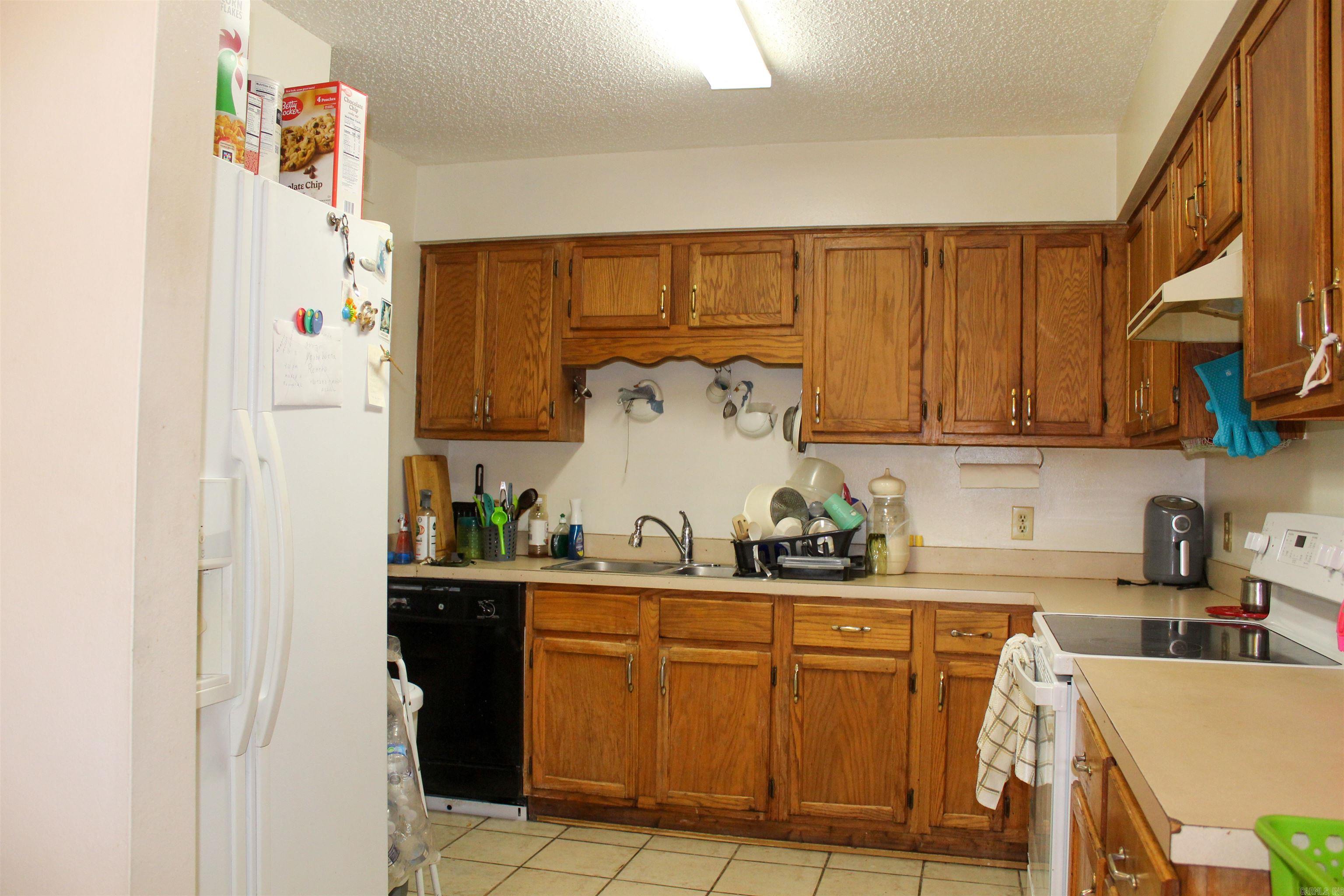 2206 S Greenwich Cv  Russellville, AR