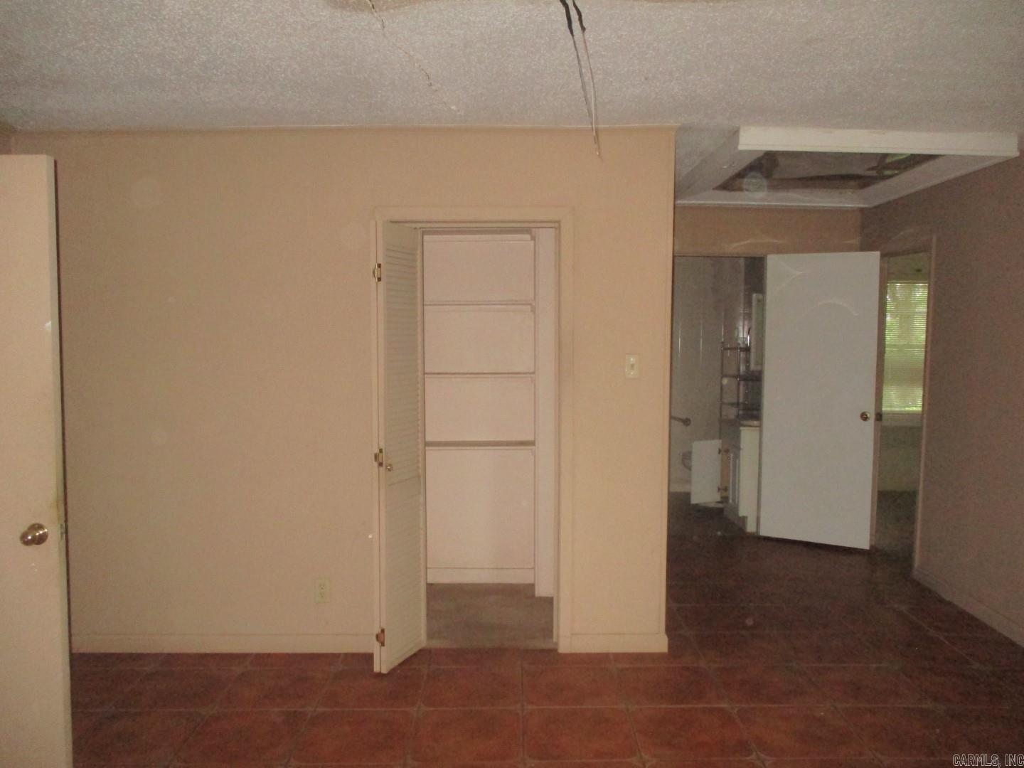 805 School  Hot Springs, AR