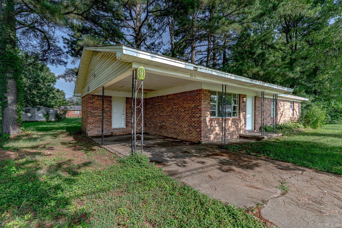 315 N Main  Bono, AR