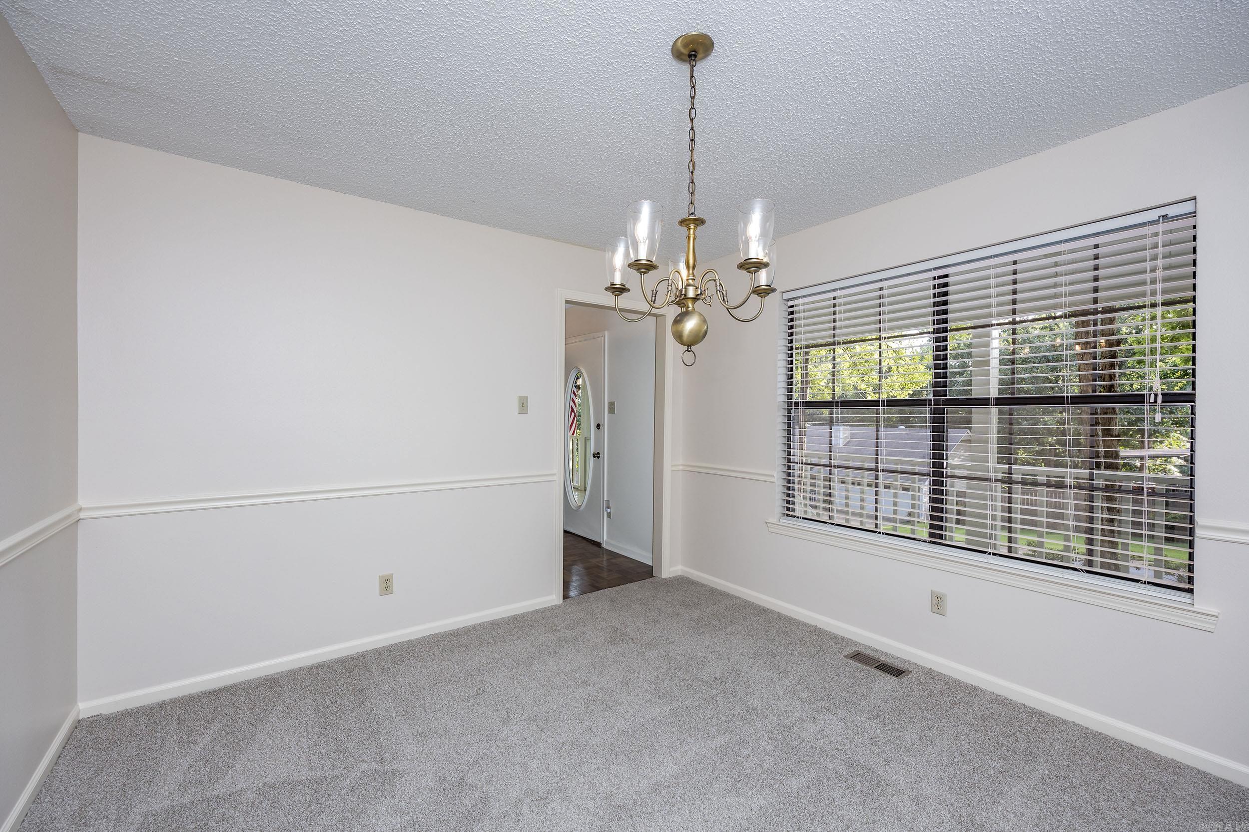 2101 Hickory Nut  Little Rock, AR