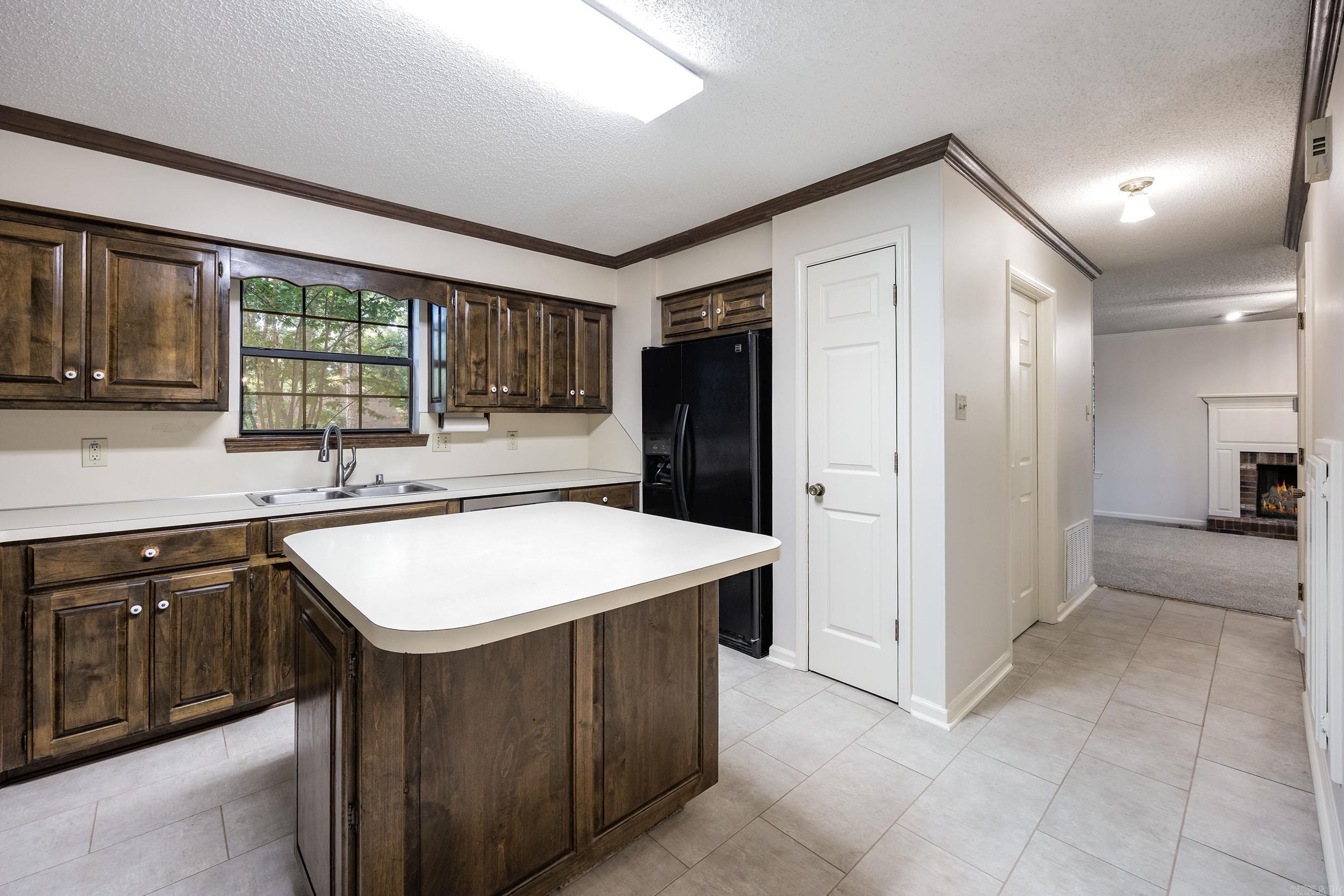 2101 Hickory Nut  Little Rock, AR