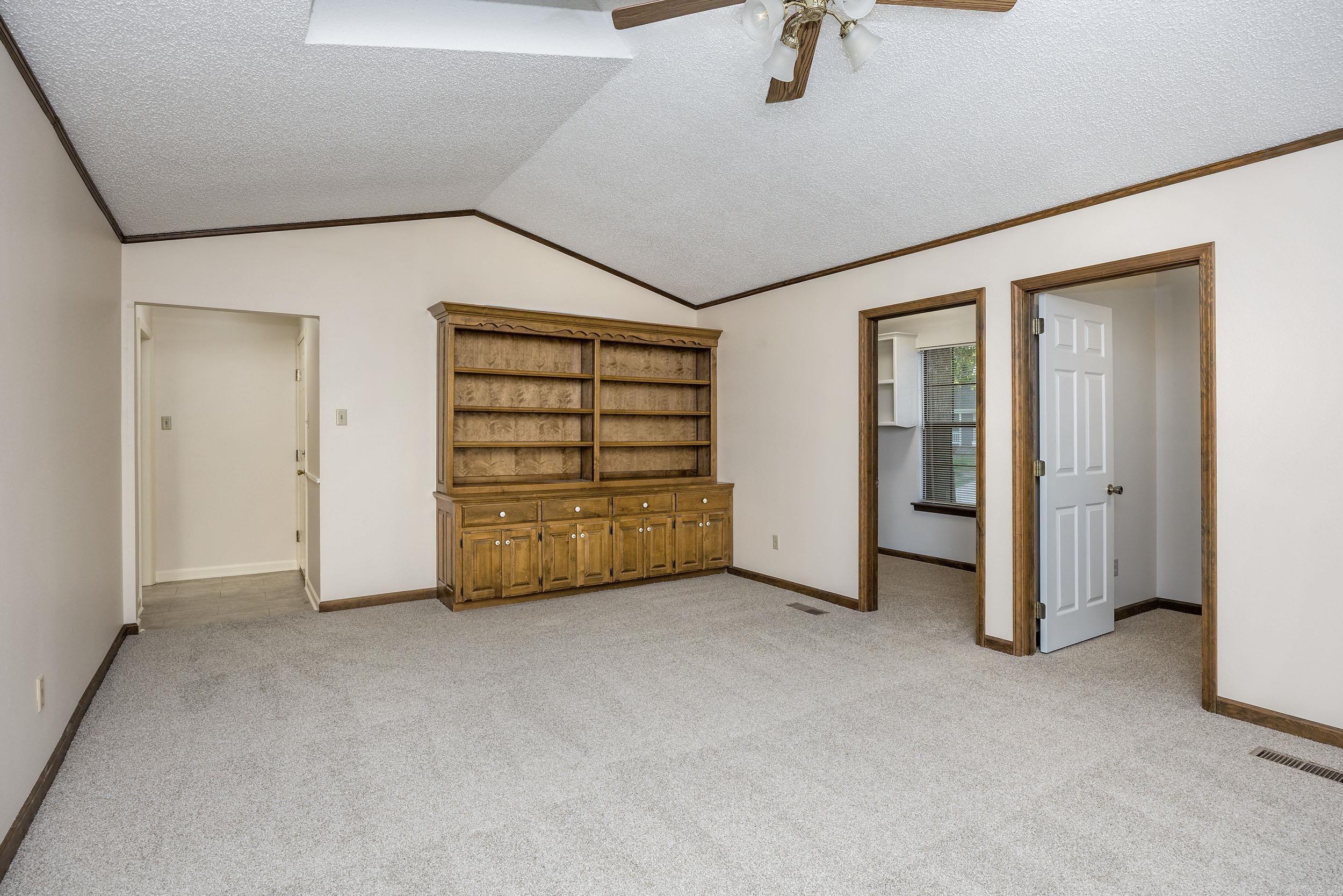 2101 Hickory Nut  Little Rock, AR