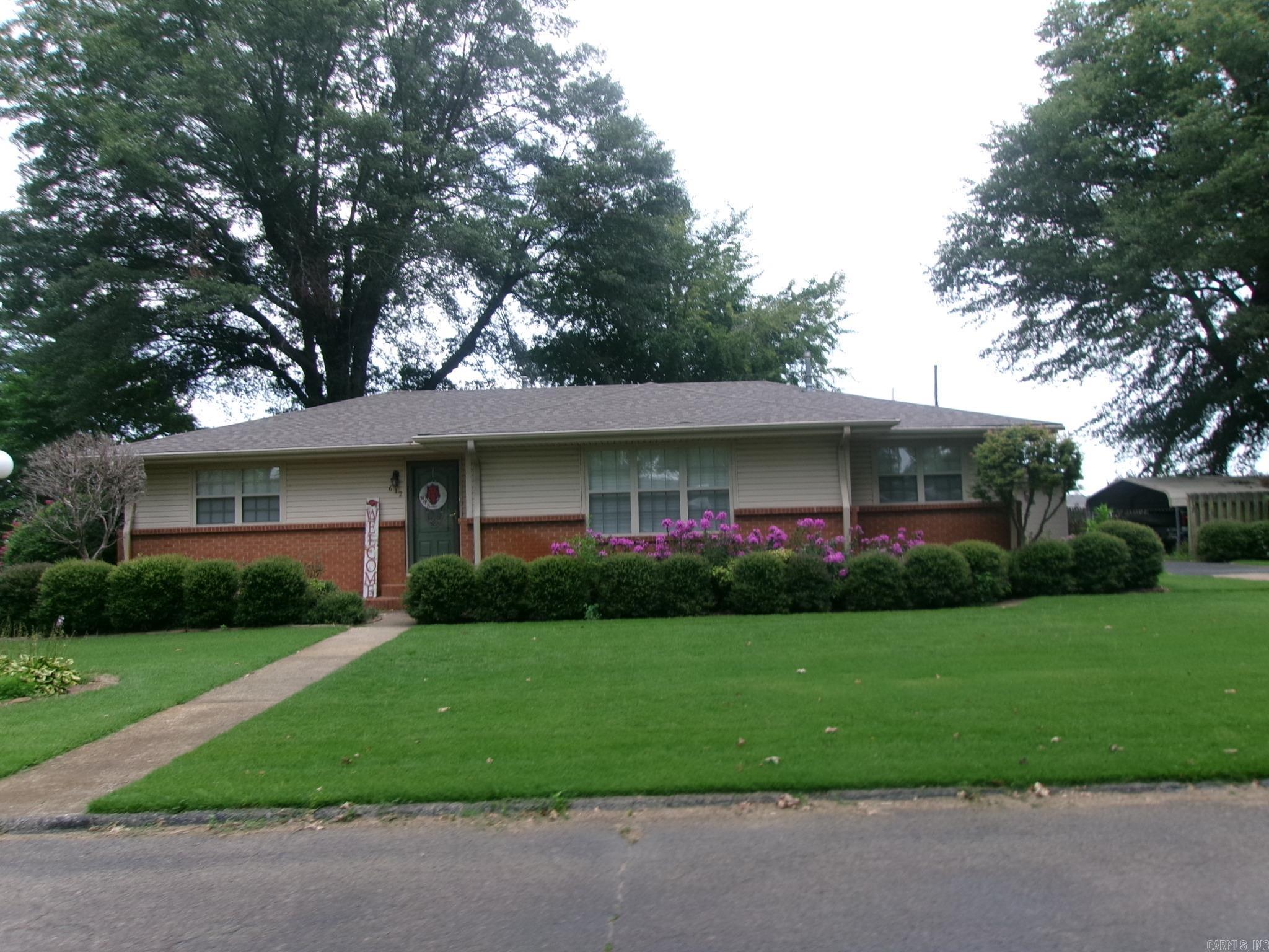 612 Finch Ave  Monette, AR