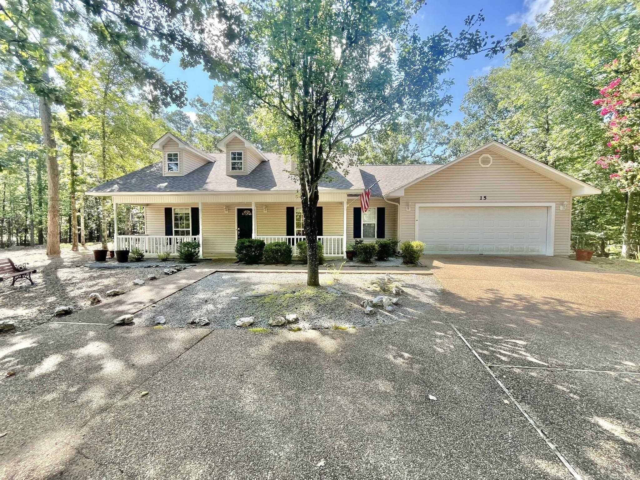 15 Corvera  Hot Springs Village, AR