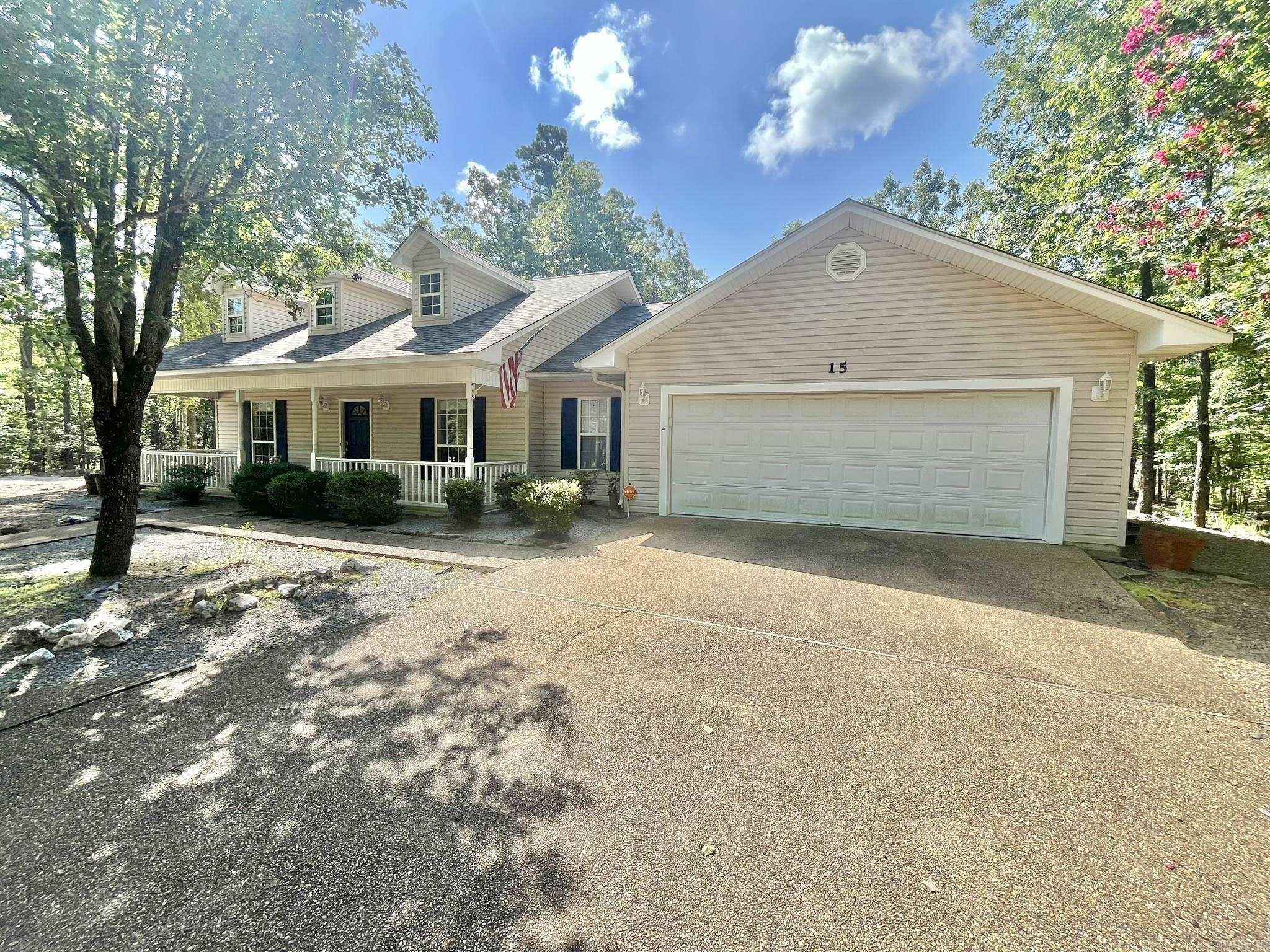 15 Corvera  Hot Springs Village, AR