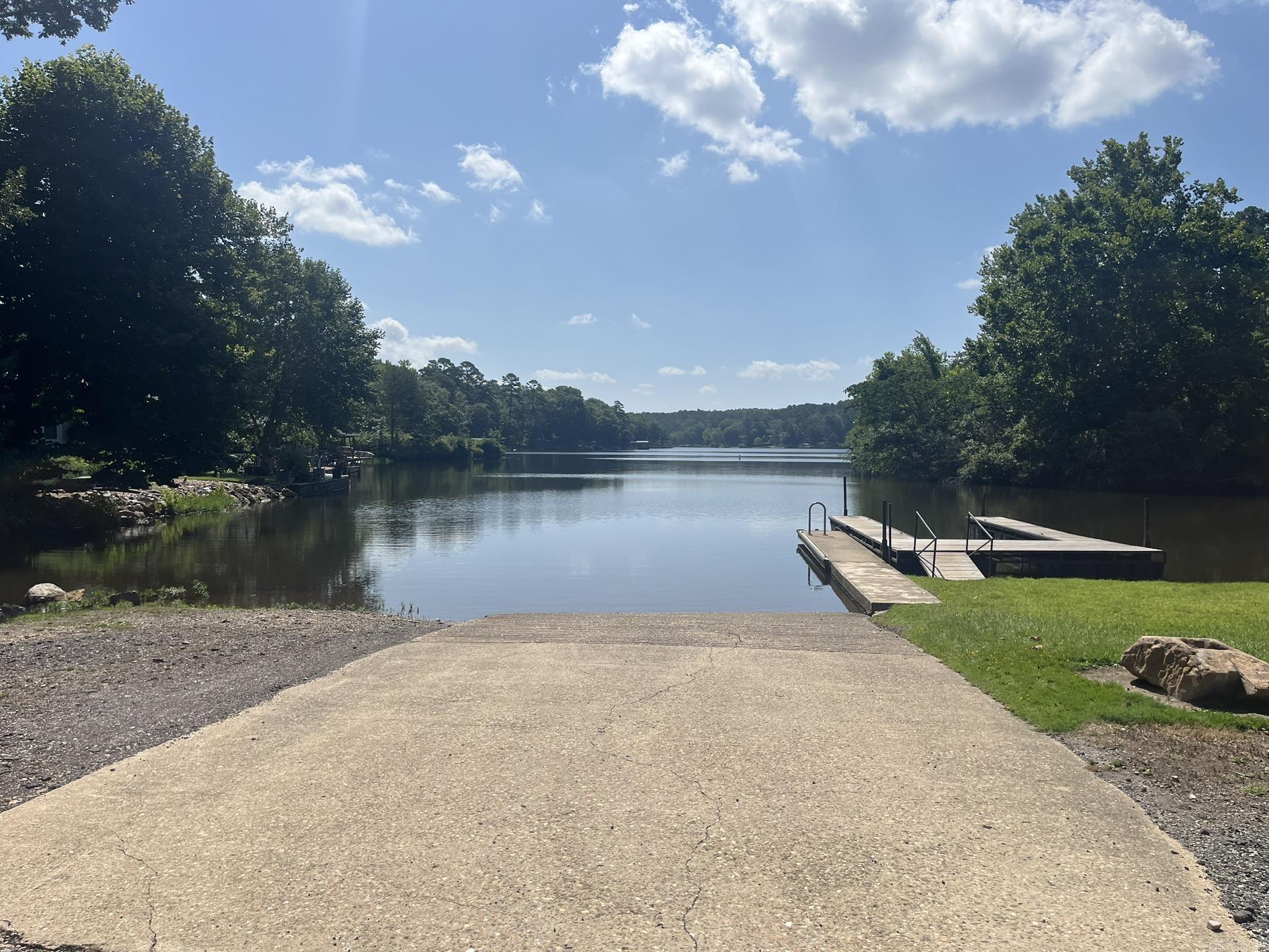 15 Corvera  Hot Springs Village, AR