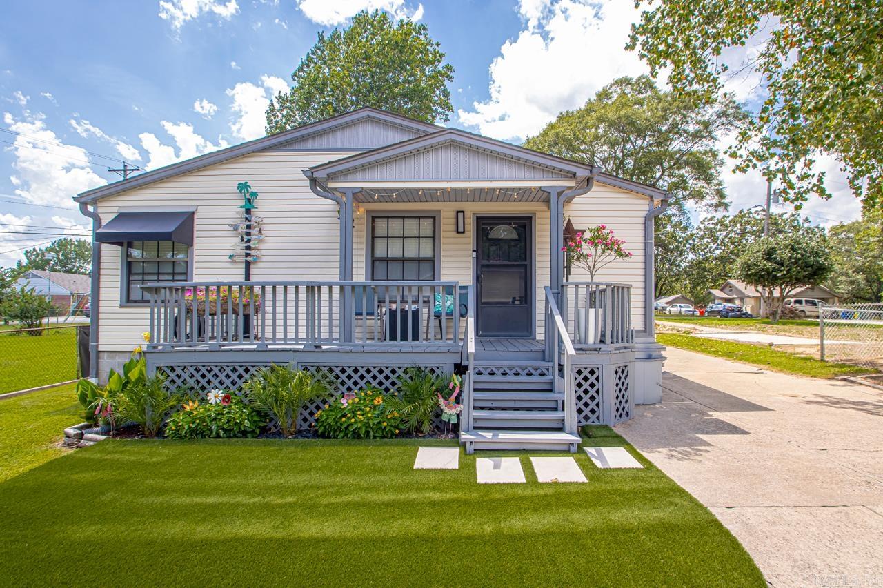 6 Farvu  North Little Rock, AR