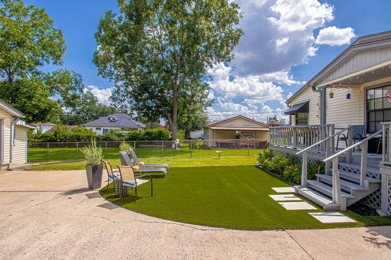 6 Farvu  North Little Rock, AR