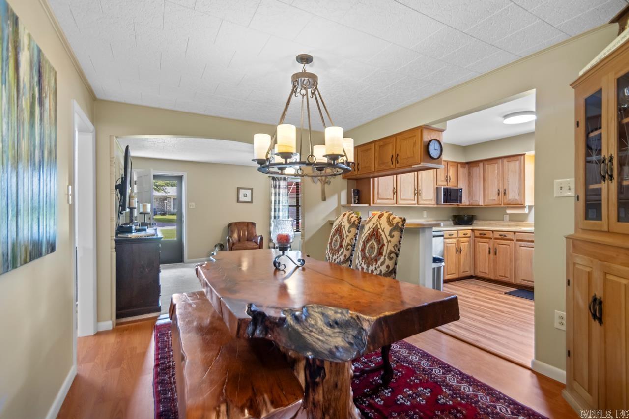 6 Farvu  North Little Rock, AR
