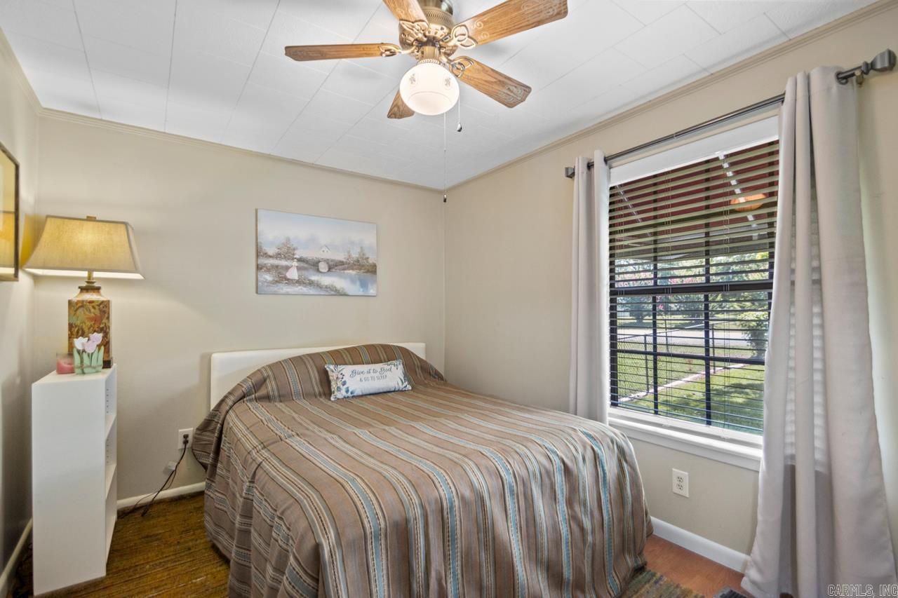 6 Farvu  North Little Rock, AR