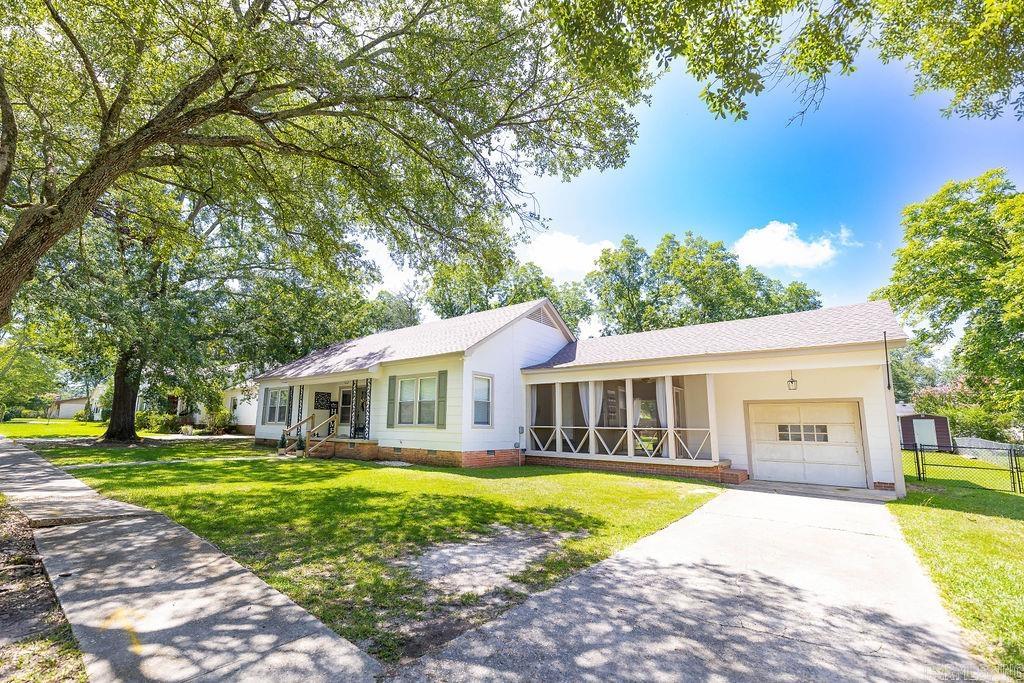 1513 W Faulkner St  El Dorado, AR