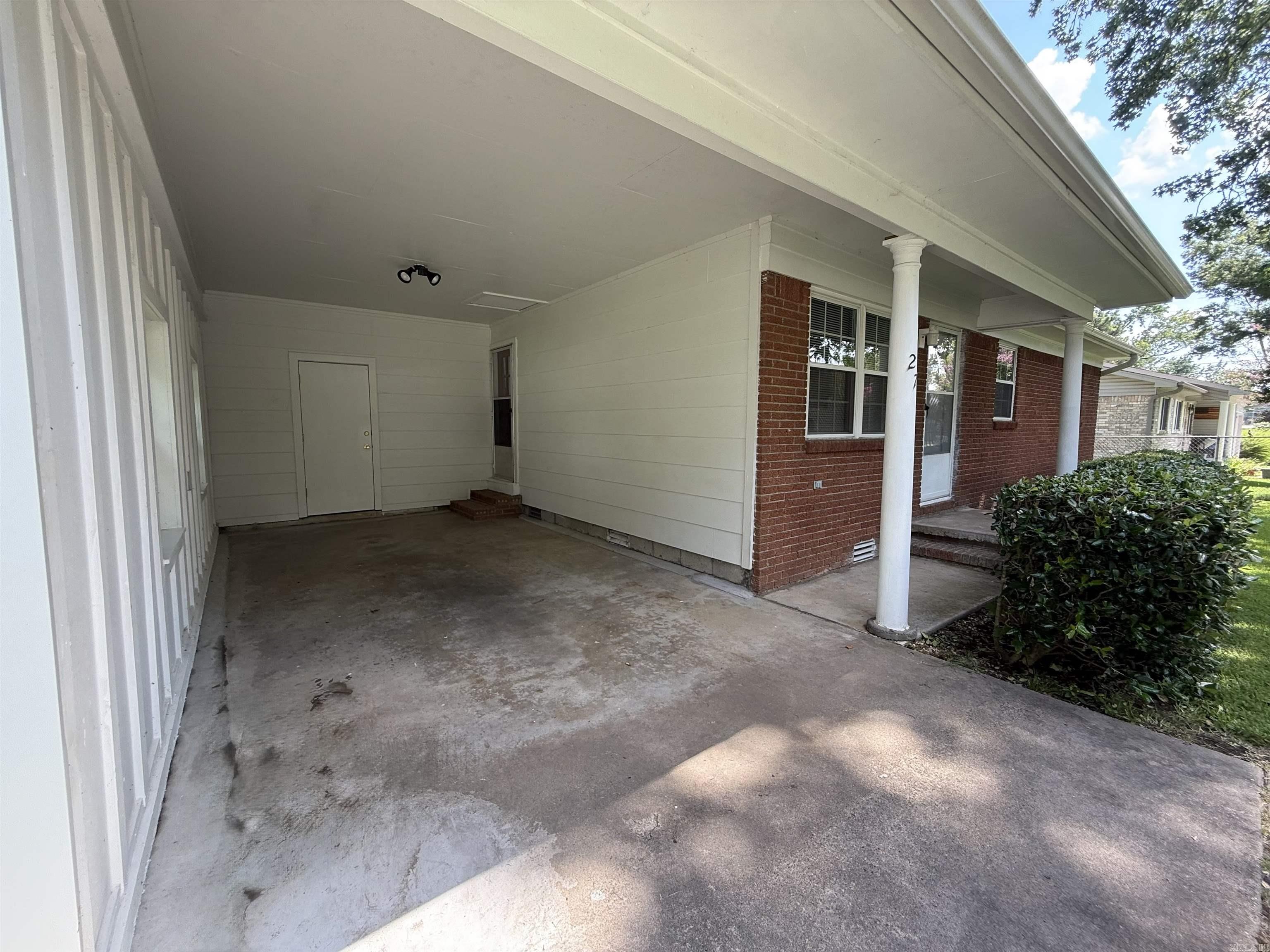 27 Collins  Cabot, AR