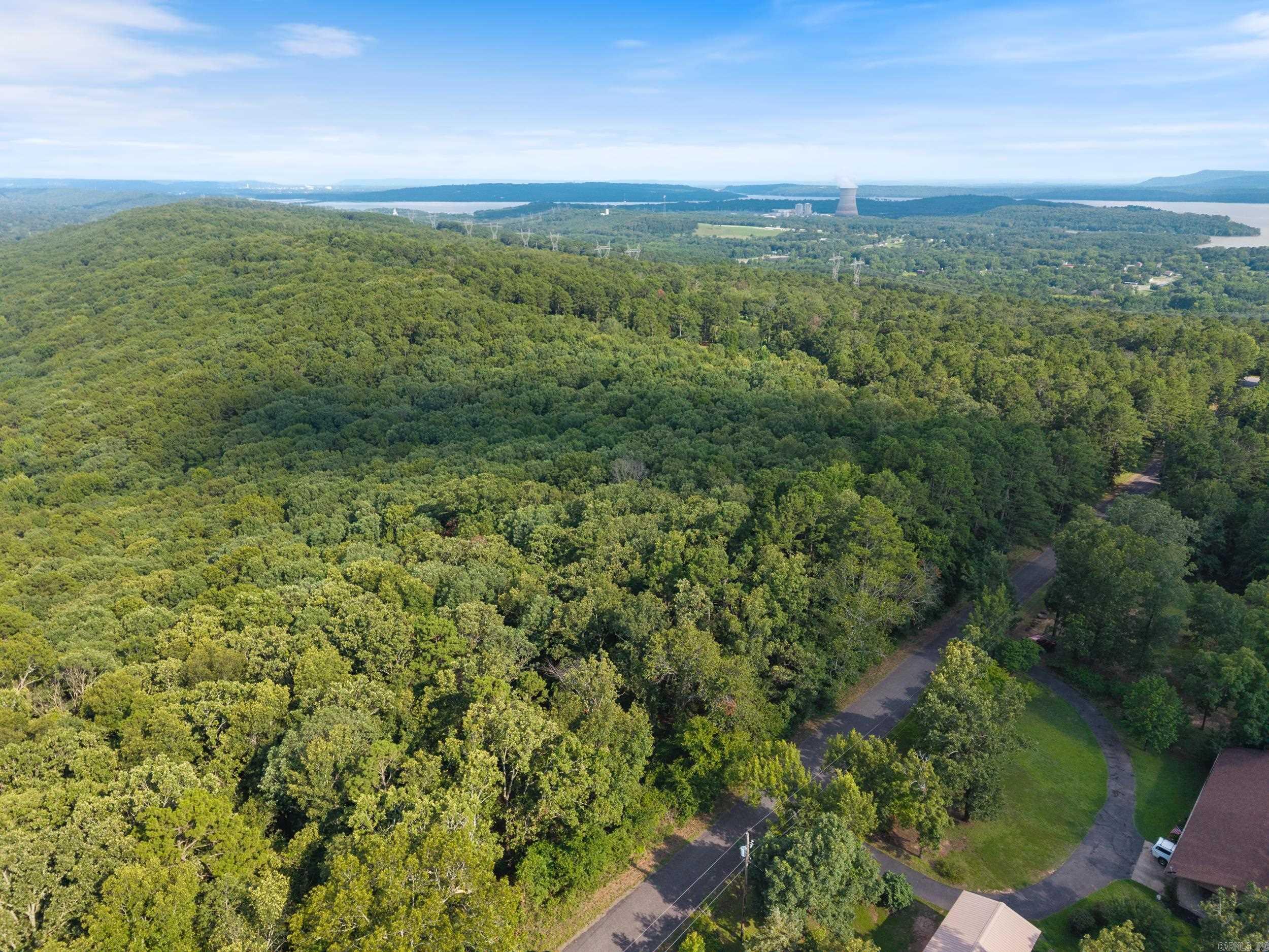 000 Ridge  London, AR