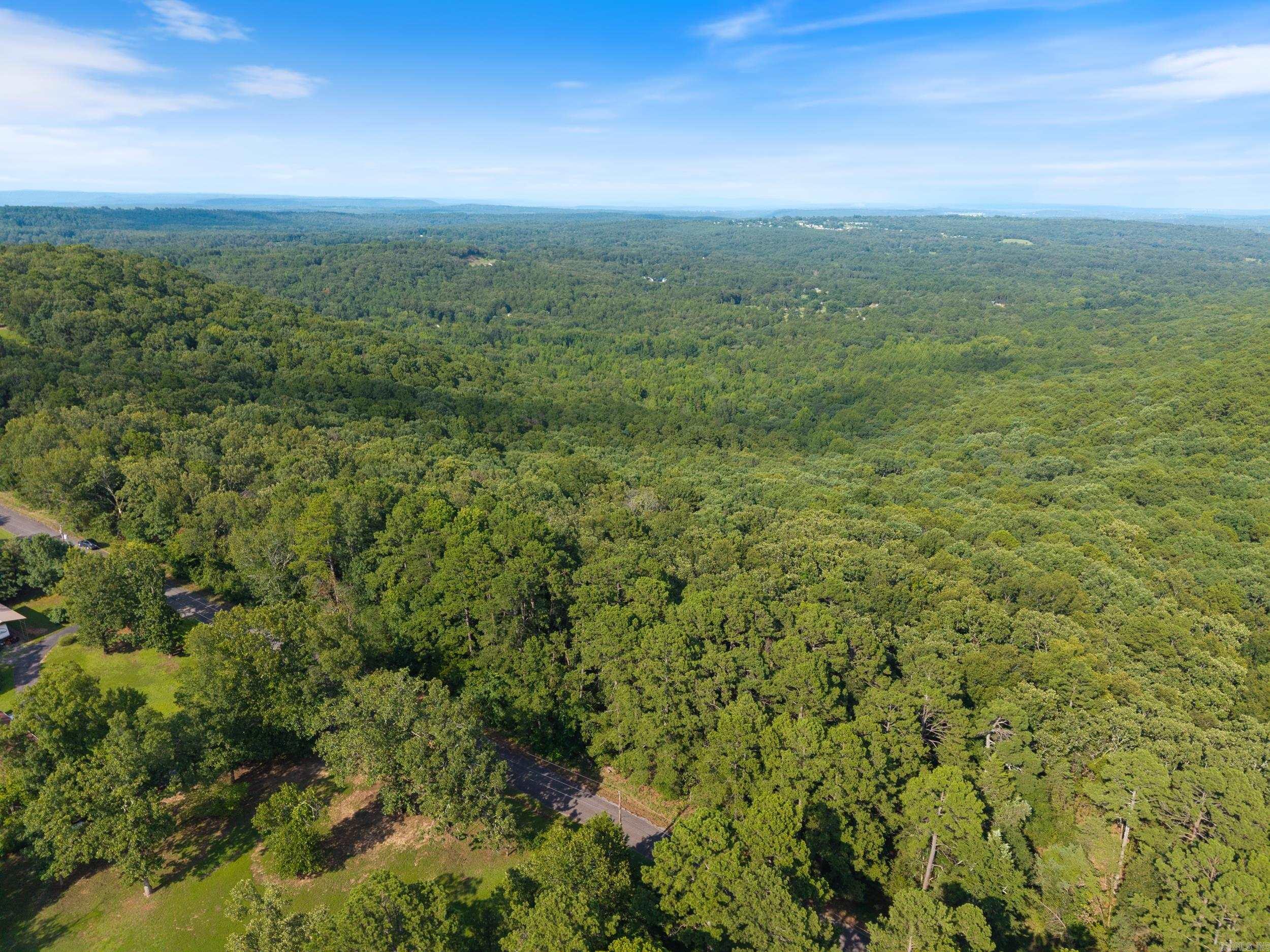 000 Ridge  London, AR