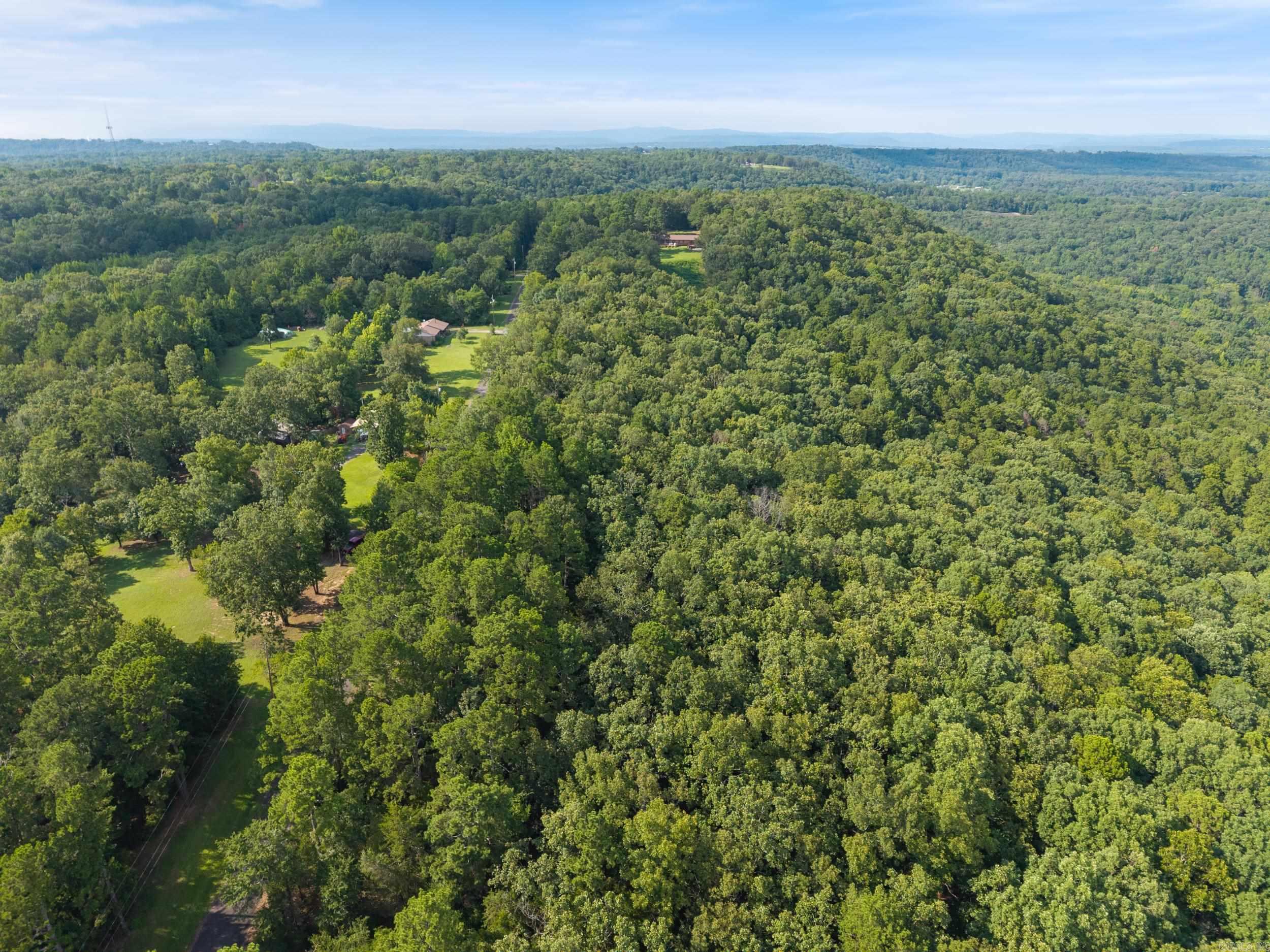 000 Ridge  London, AR