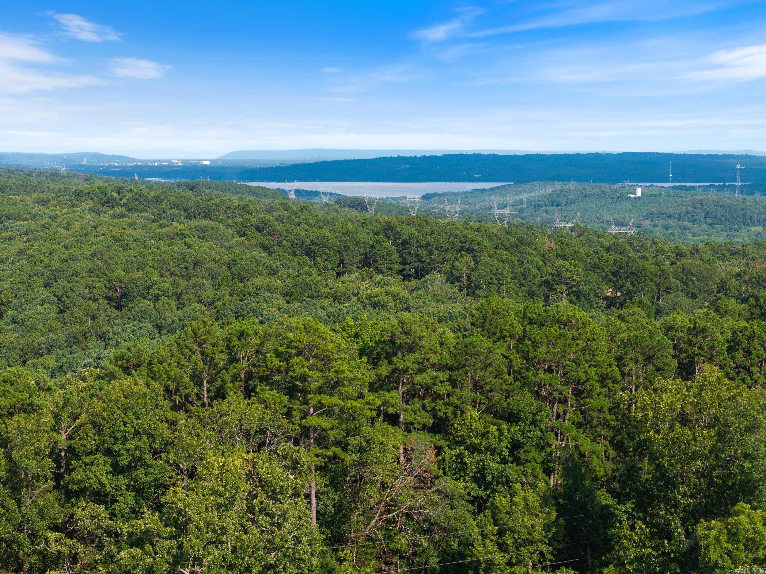 000 Ridge  London, AR