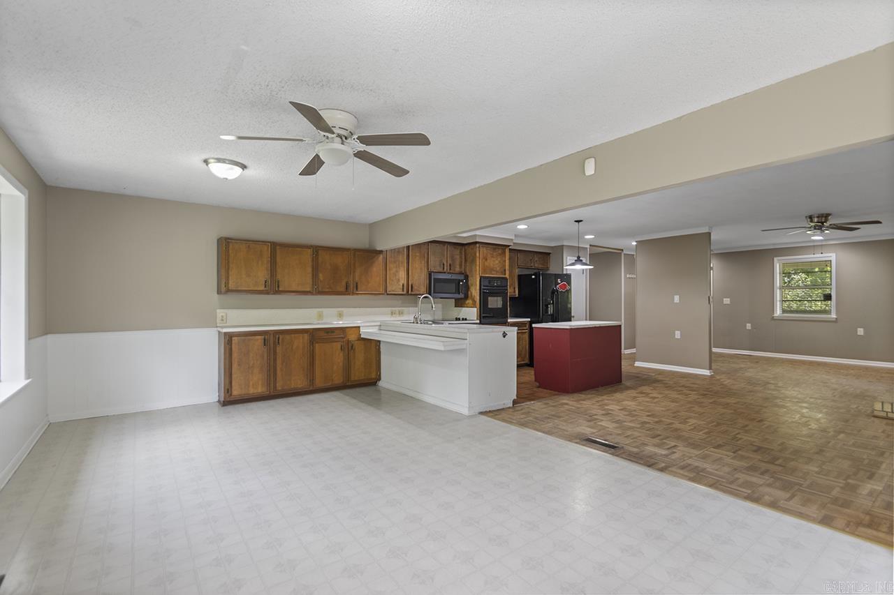 21912 Whippoorwill  Bauxite, AR