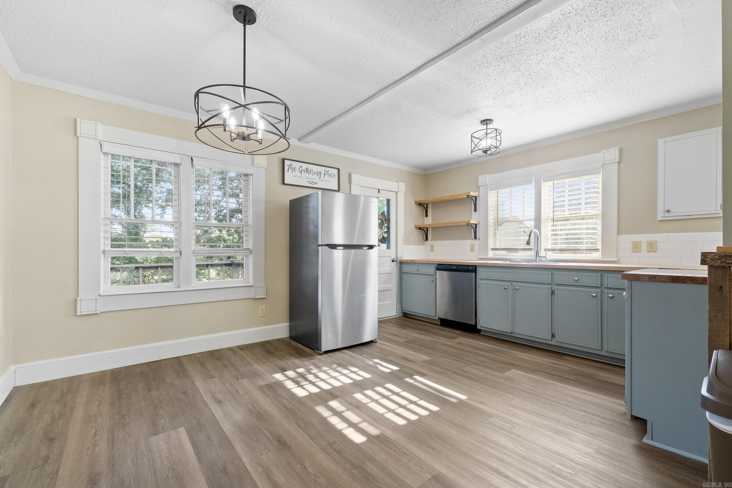 225 Blevins  Norfork, AR