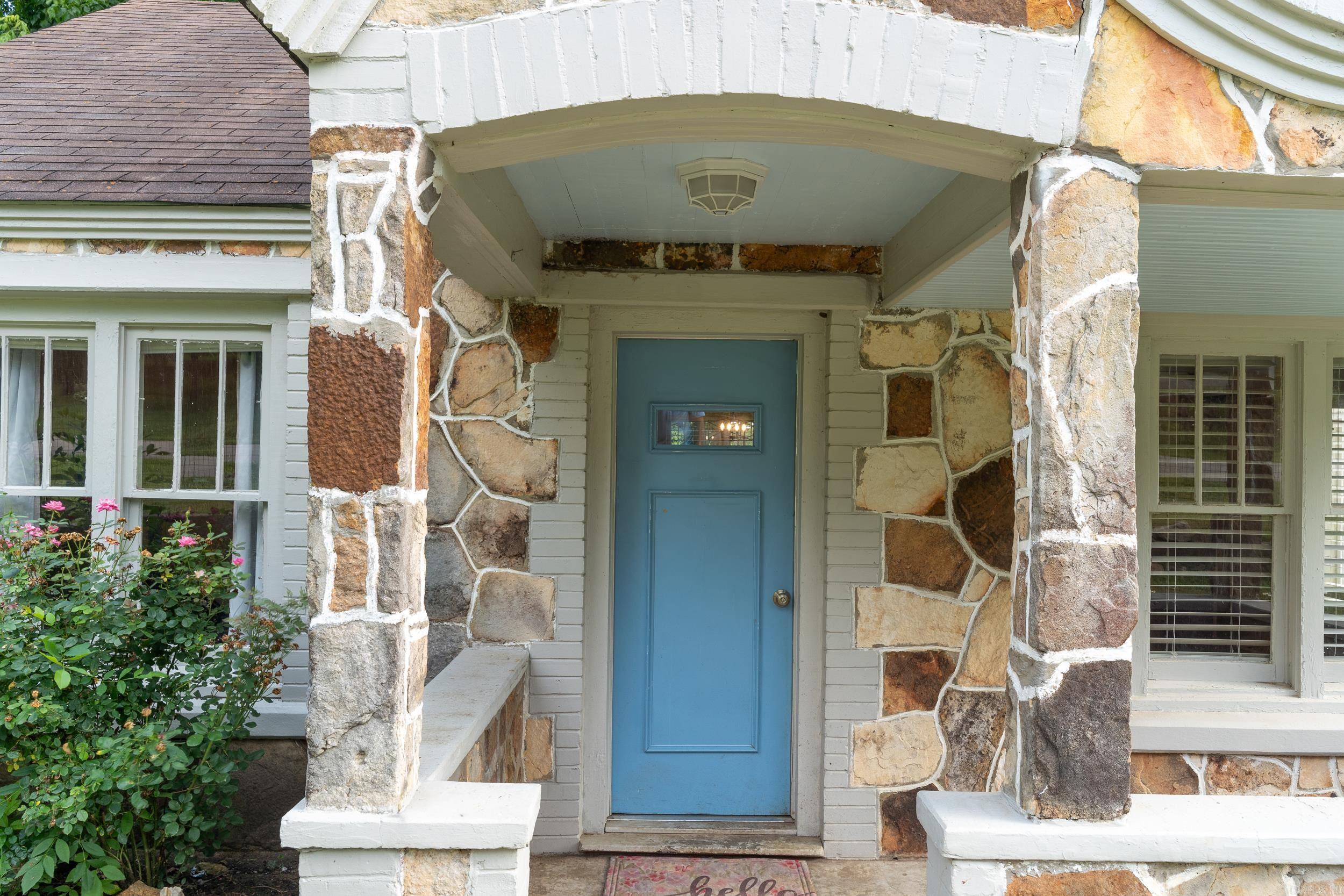 225 Blevins  Norfork, AR