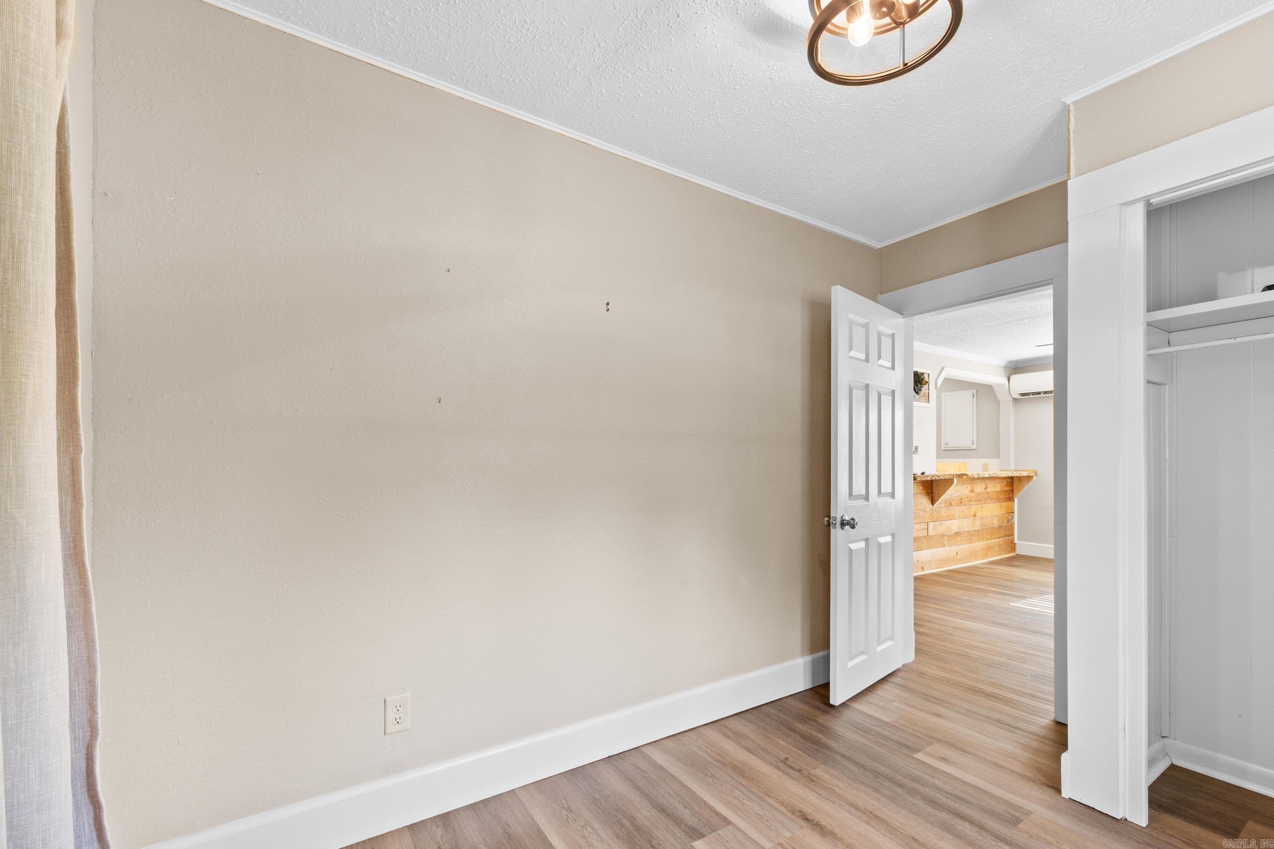 225 Blevins  Norfork, AR