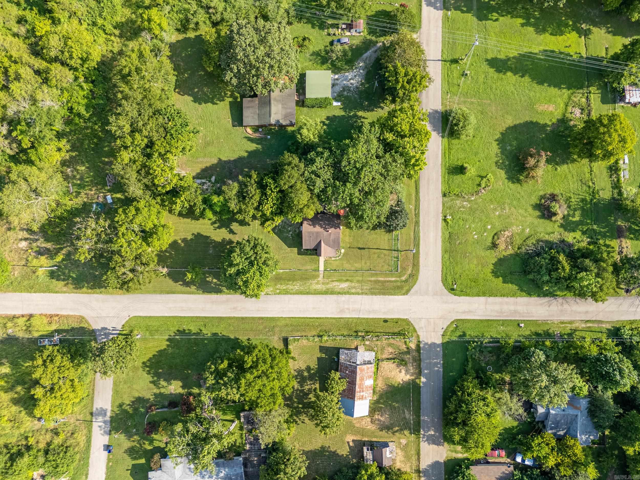 225 Blevins  Norfork, AR