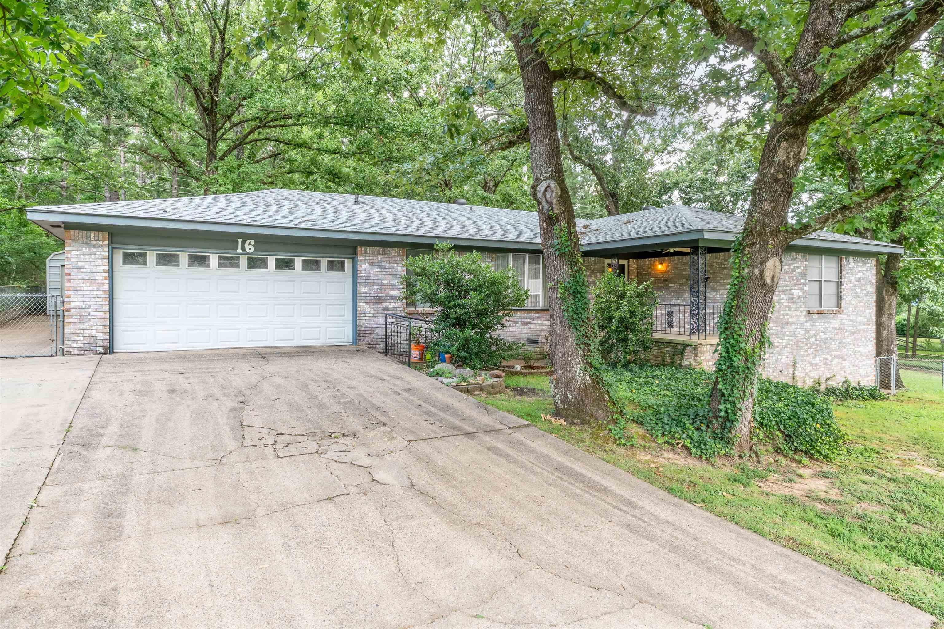 16 Cinnamon Drive  Sherwood, AR