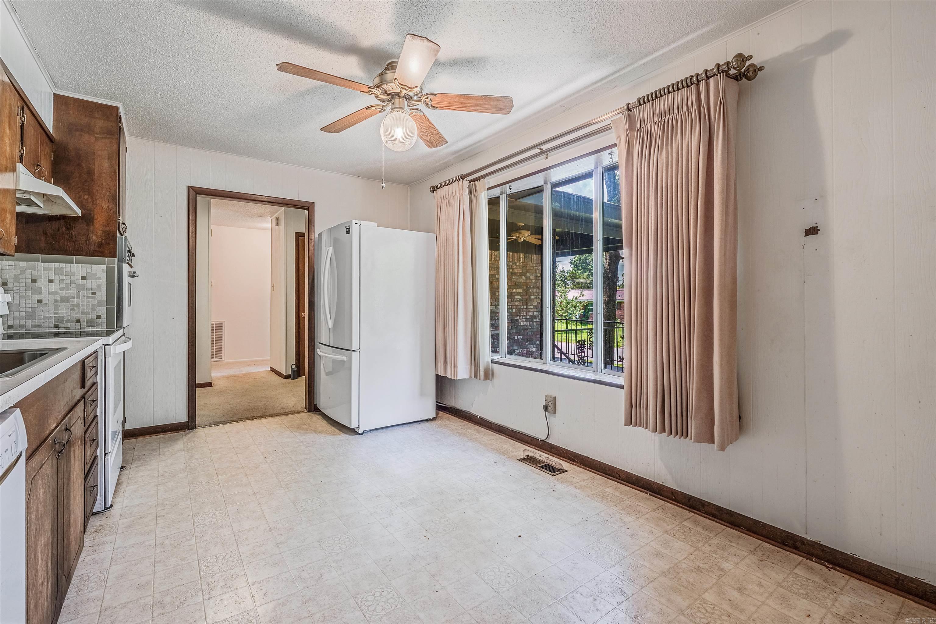 16 Cinnamon Drive  Sherwood, AR
