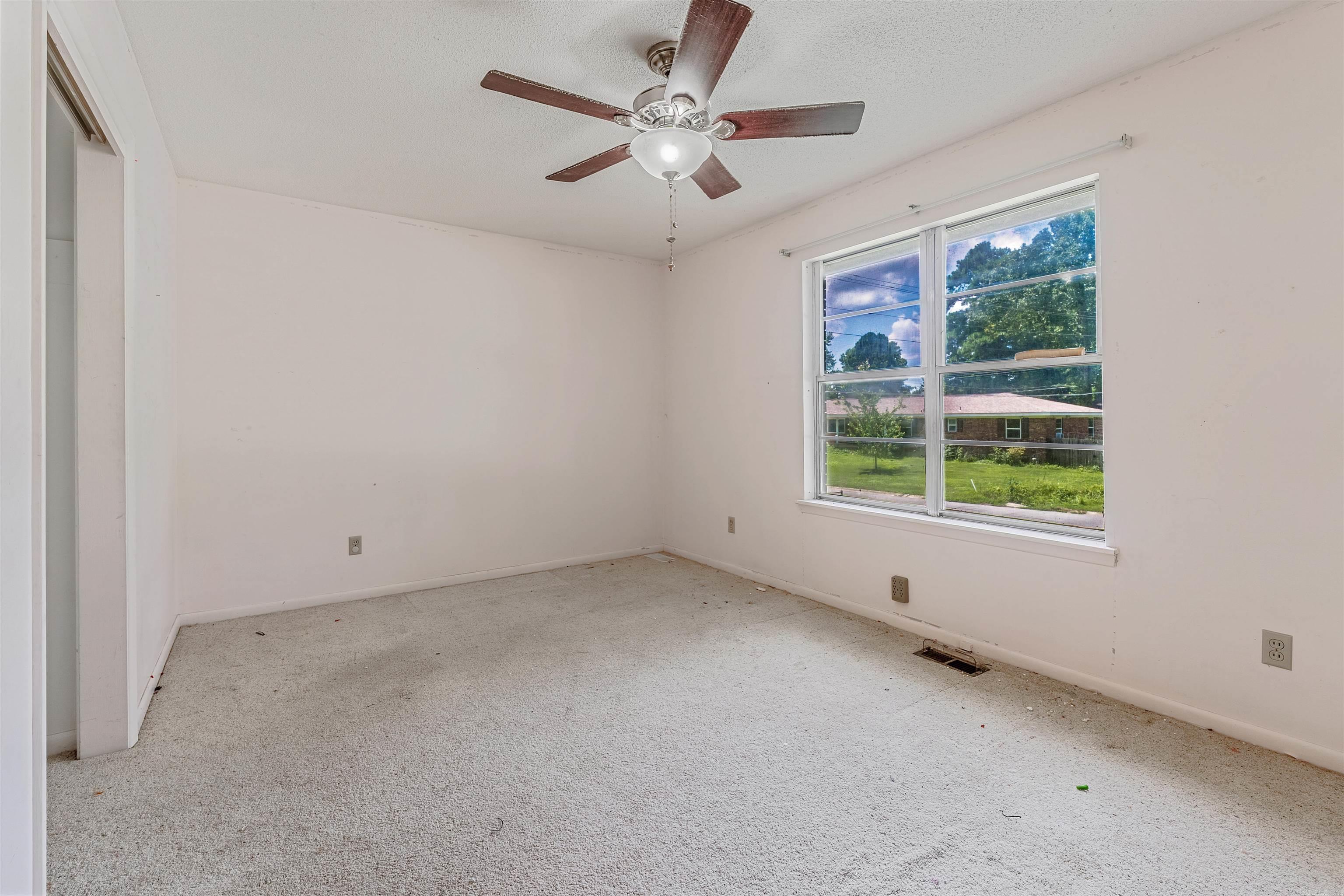 16 Cinnamon Drive  Sherwood, AR