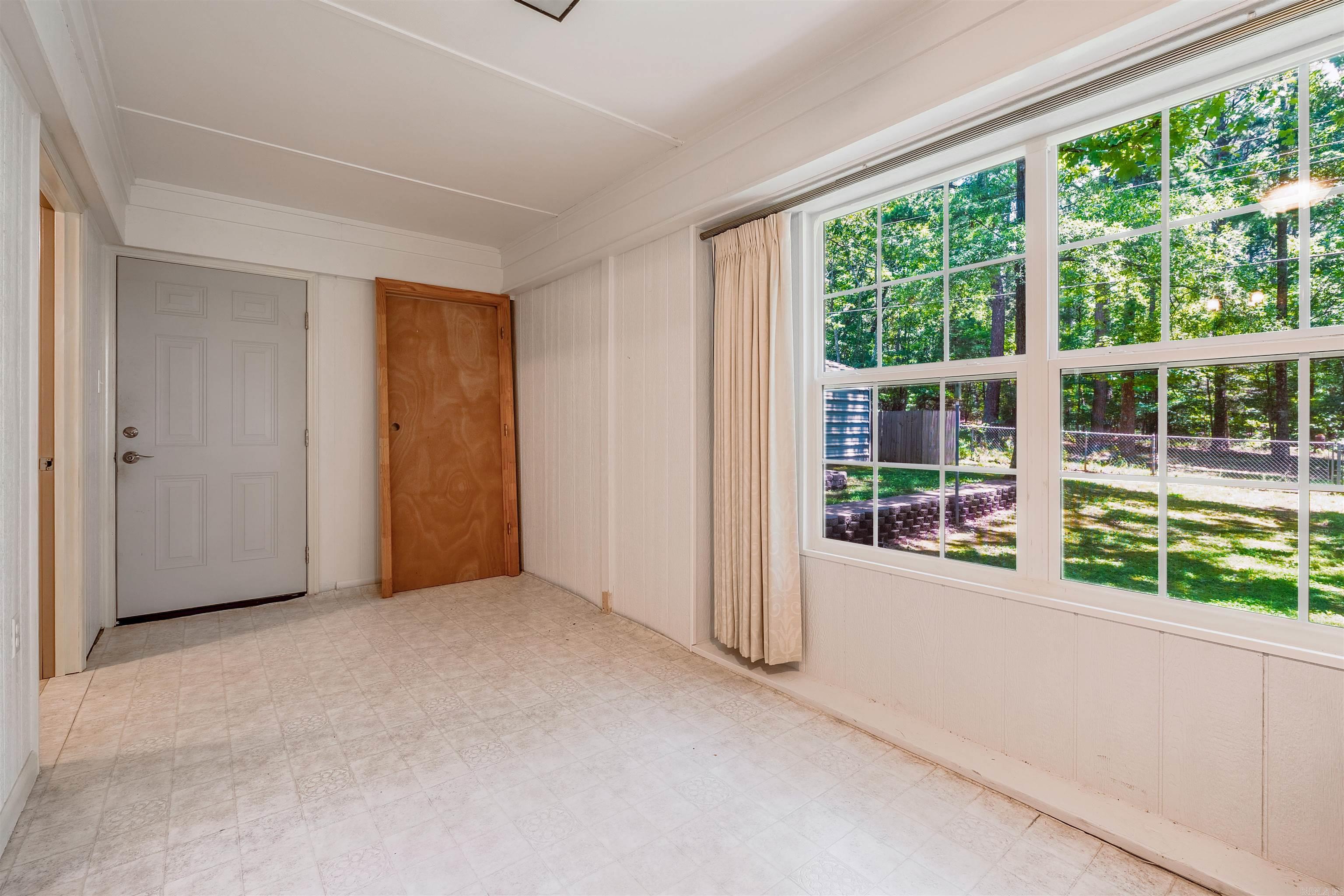 16 Cinnamon Drive  Sherwood, AR
