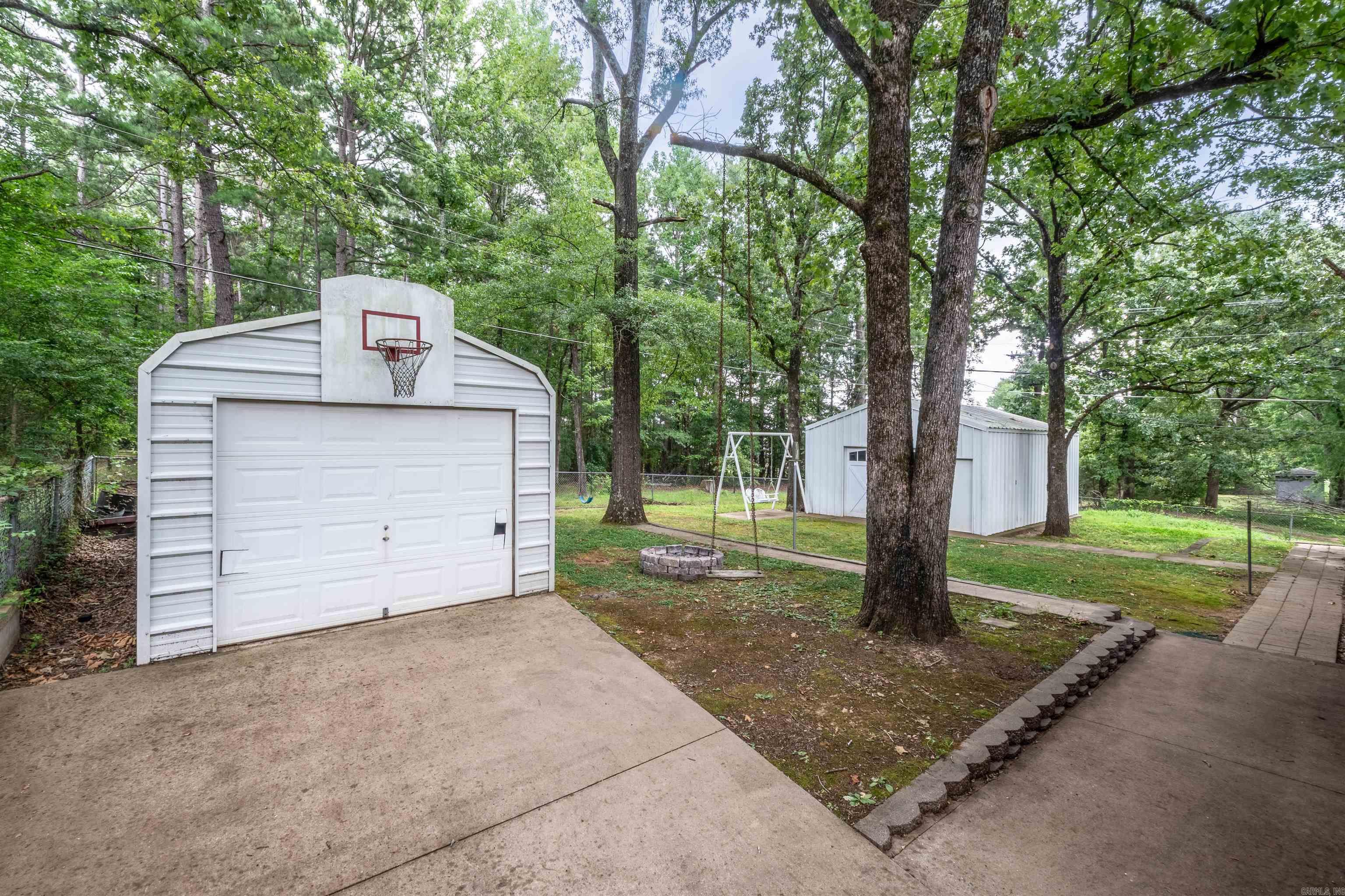 16 Cinnamon Drive  Sherwood, AR