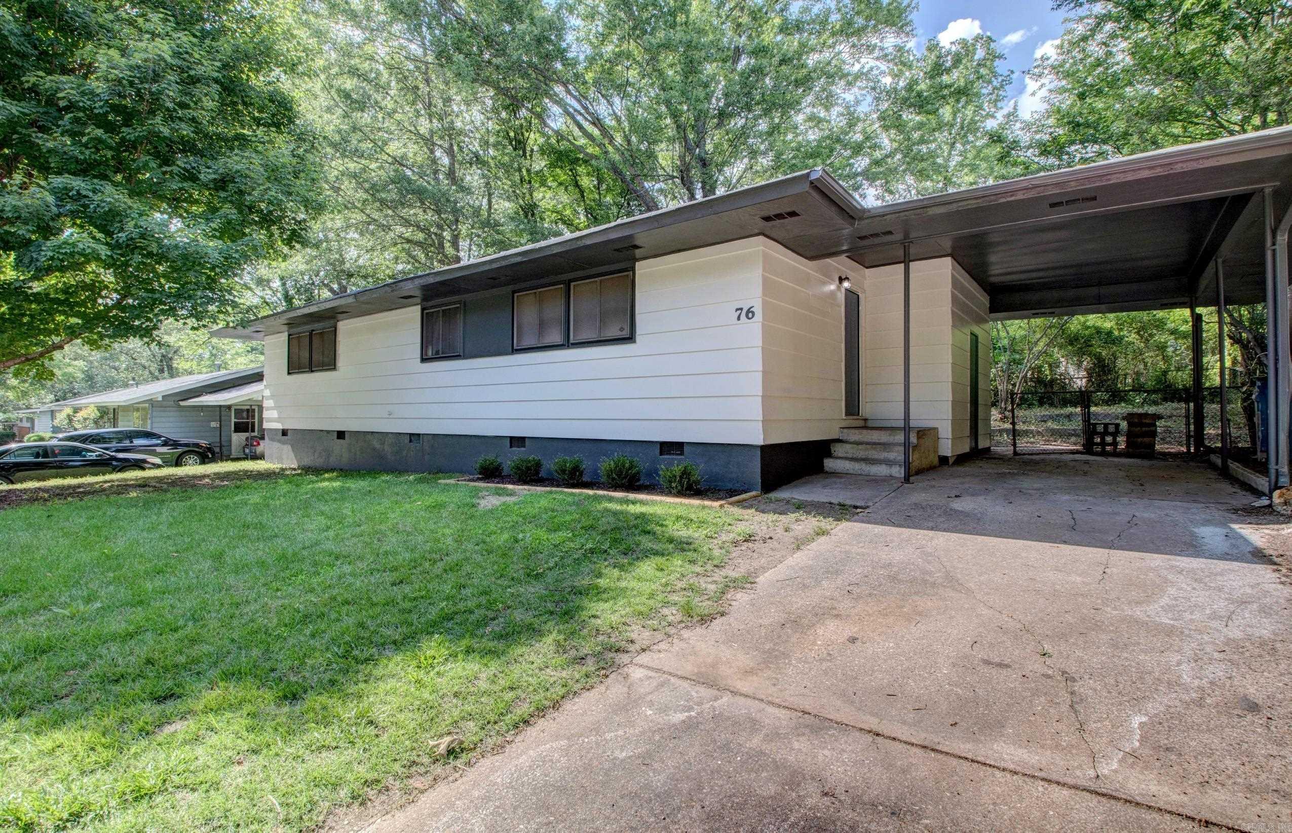 76 S meadowcliff  Little Rock, AR
