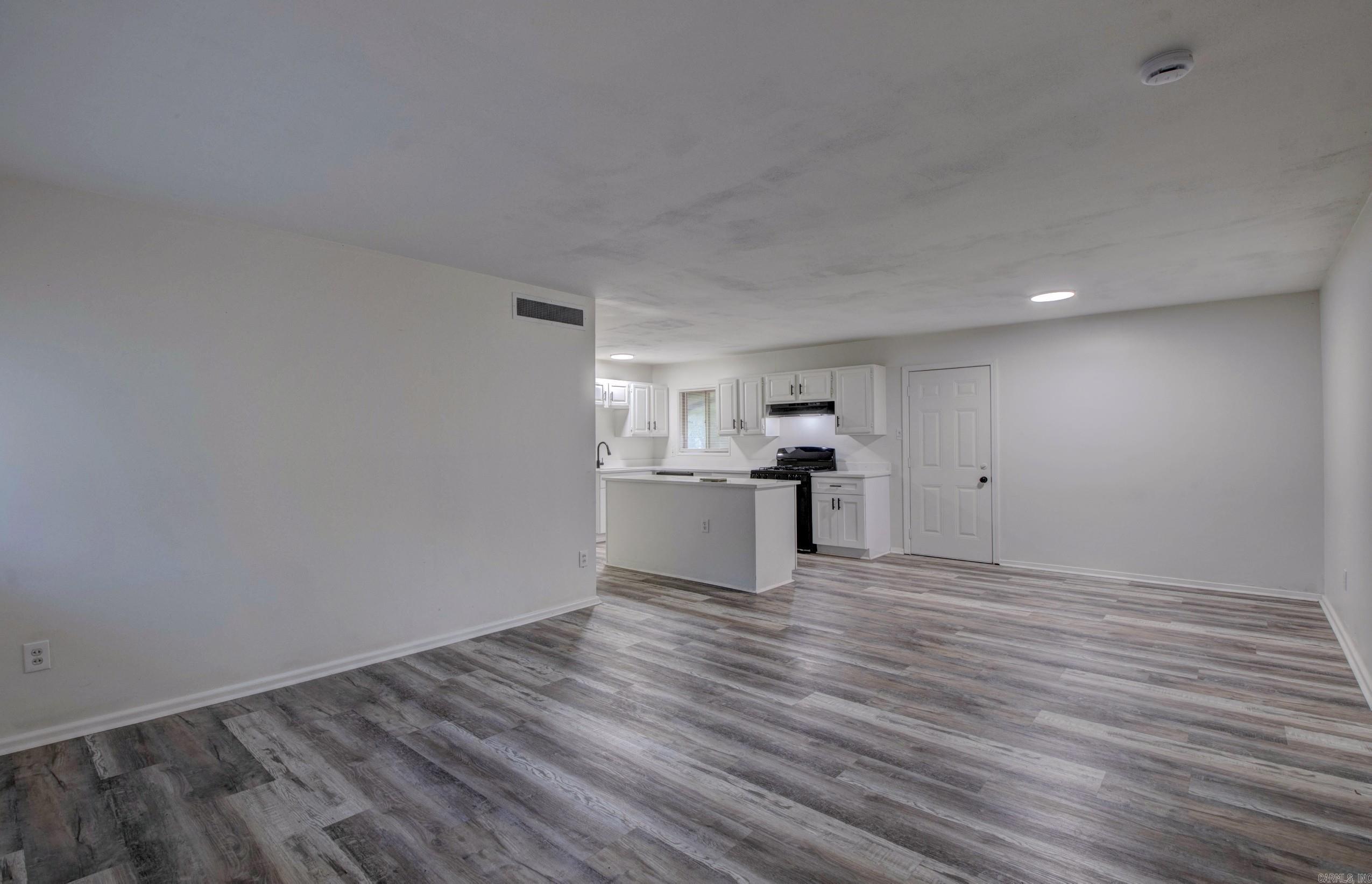 76 S meadowcliff  Little Rock, AR