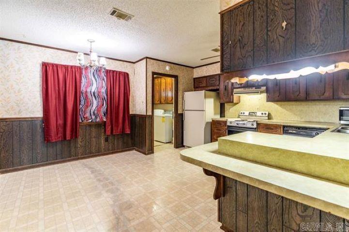9 La Salle  Pine Bluff, AR