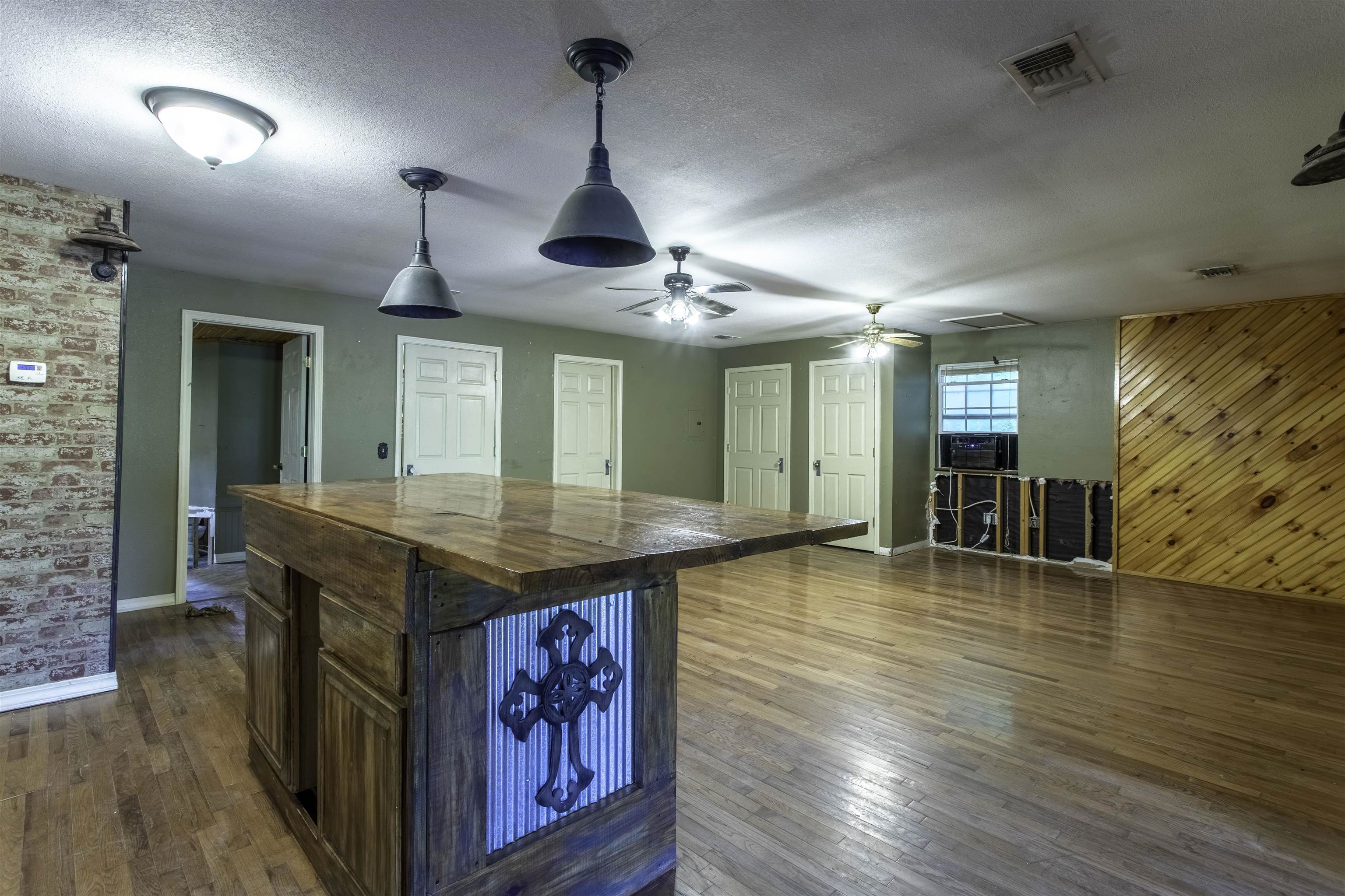 7 Broken Arrow  Hardy, AR