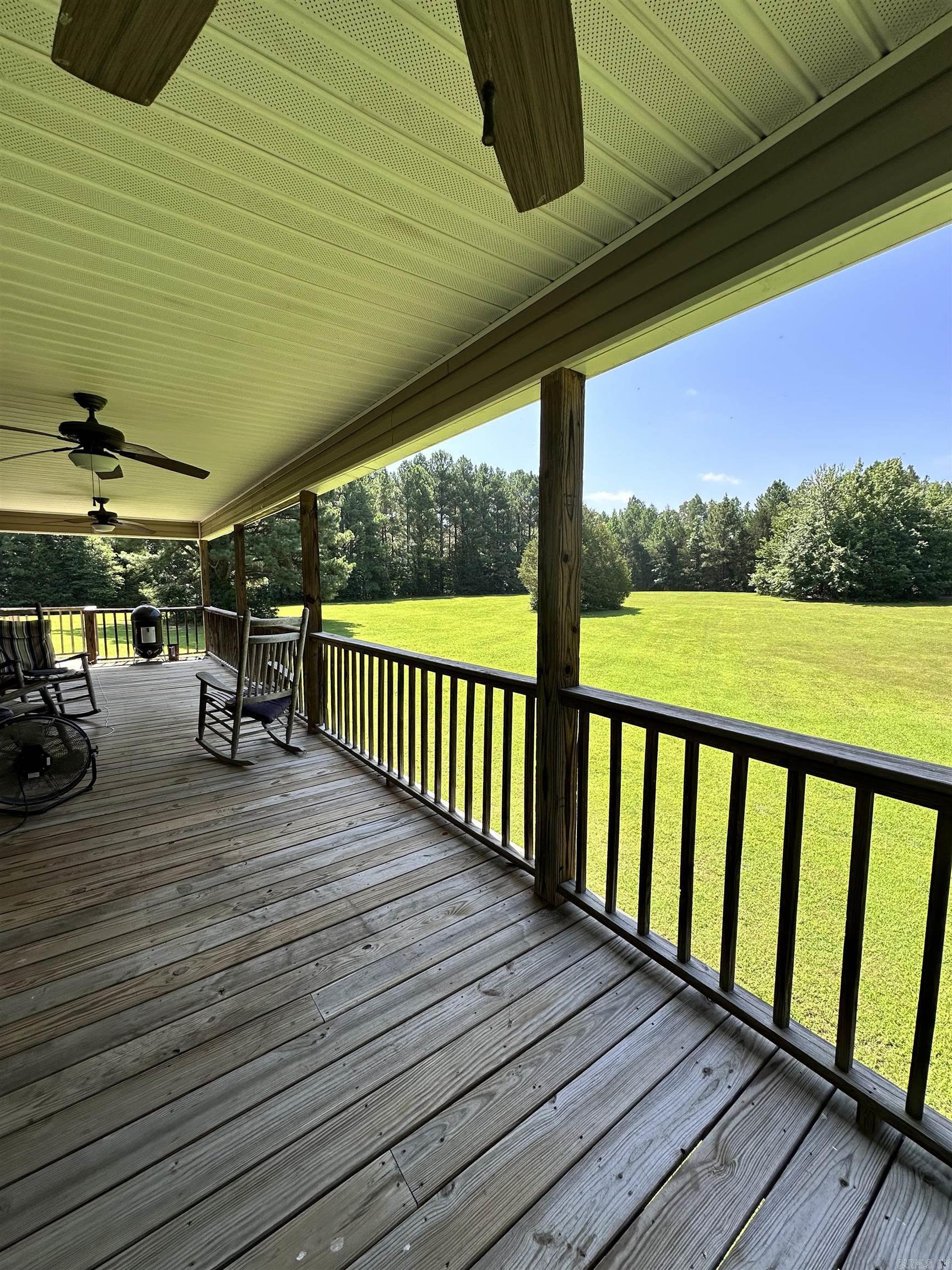 5976 and 5980 Cord Rd  Newark, AR