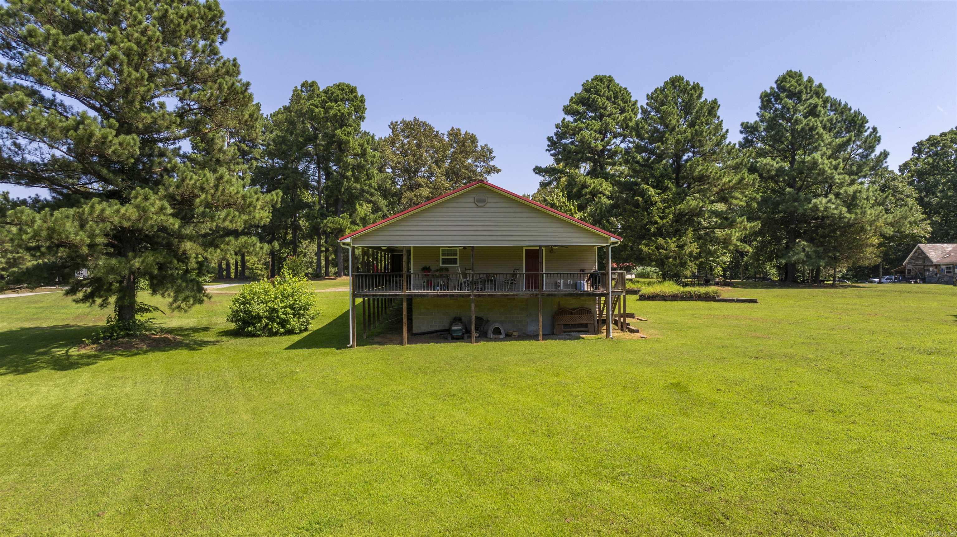 5976 and 5980 Cord Rd  Newark, AR