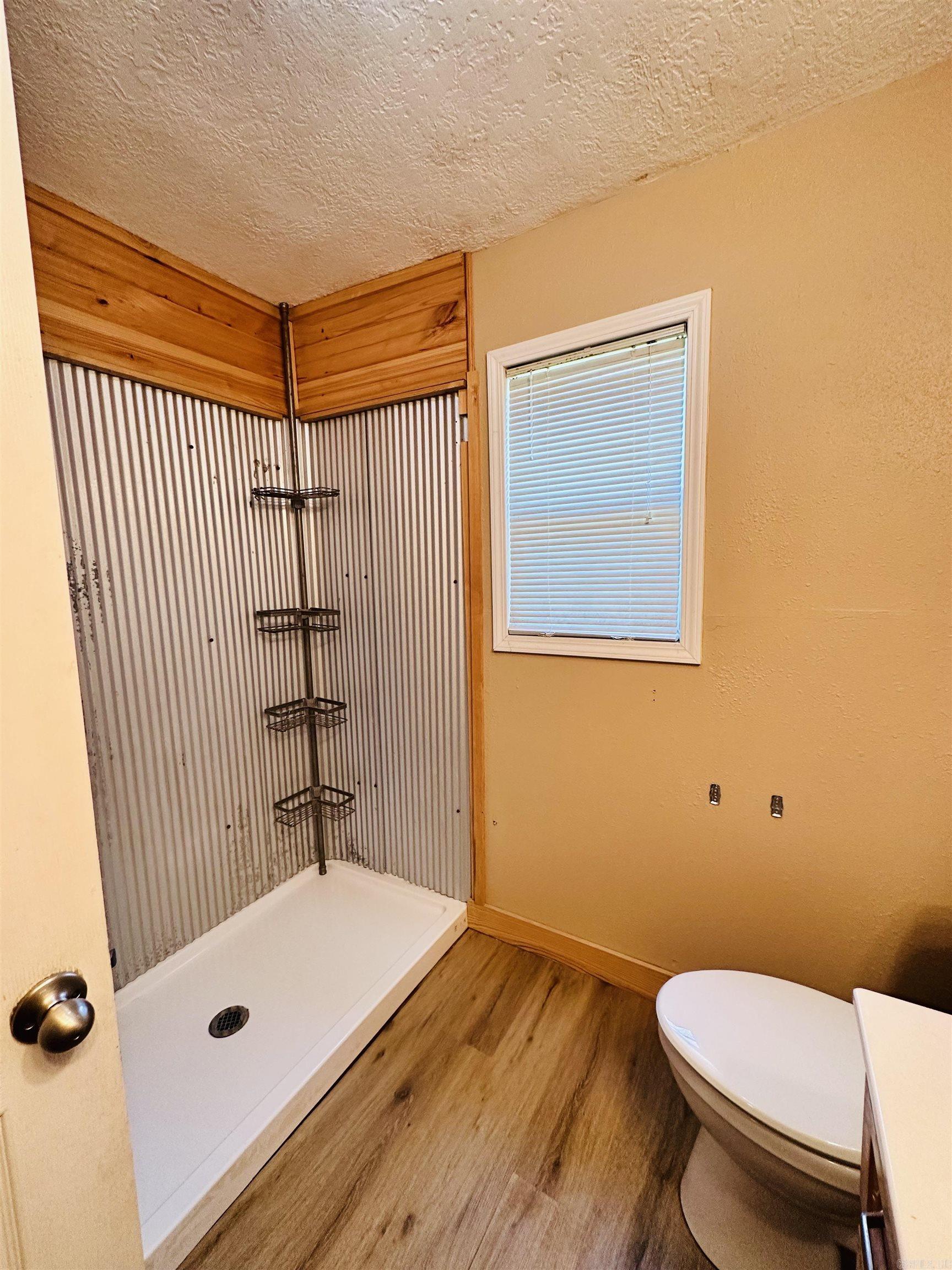 5976 and 5980 Cord Rd  Newark, AR