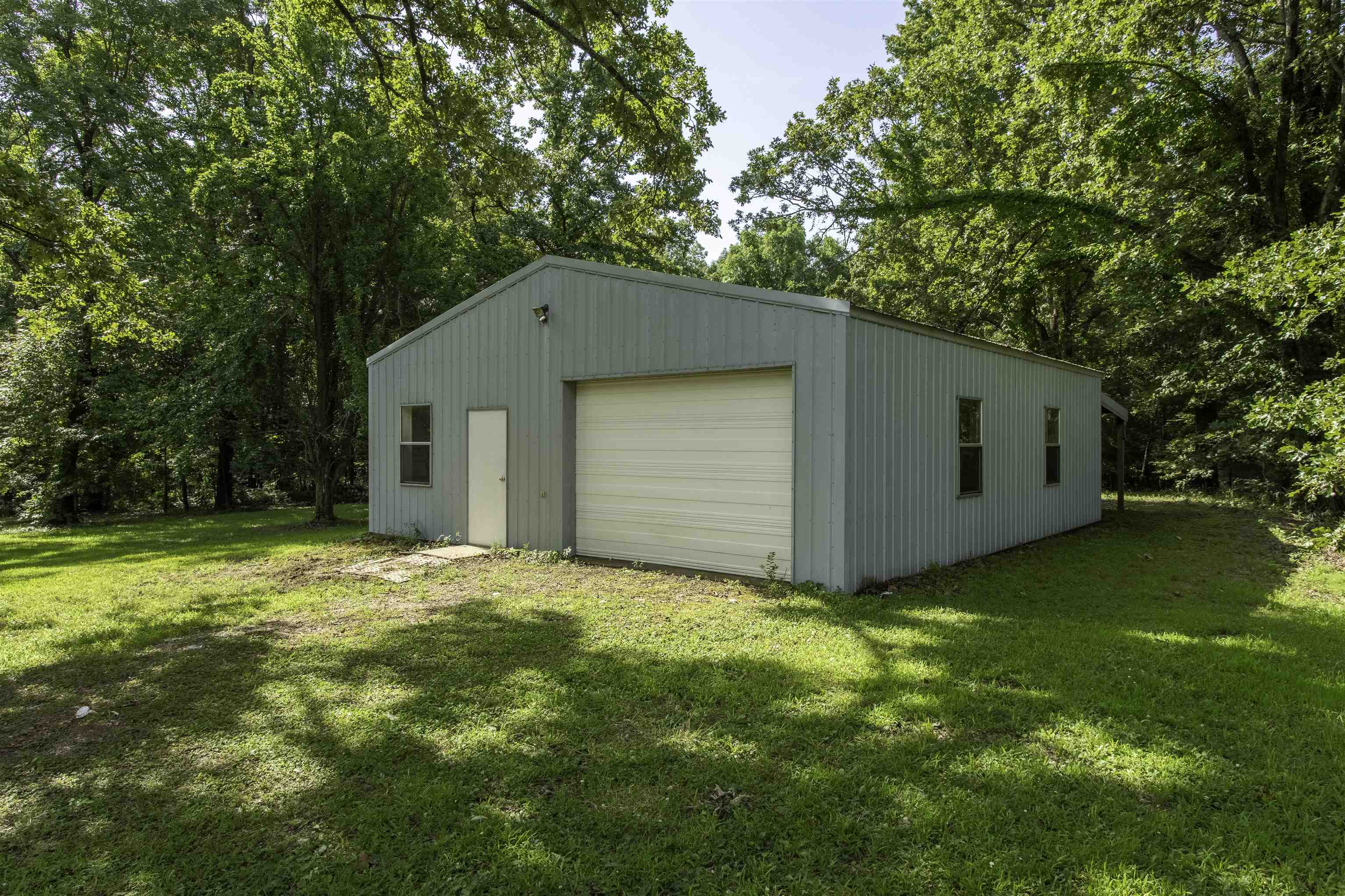 3724 AR 25  Powhatan, AR
