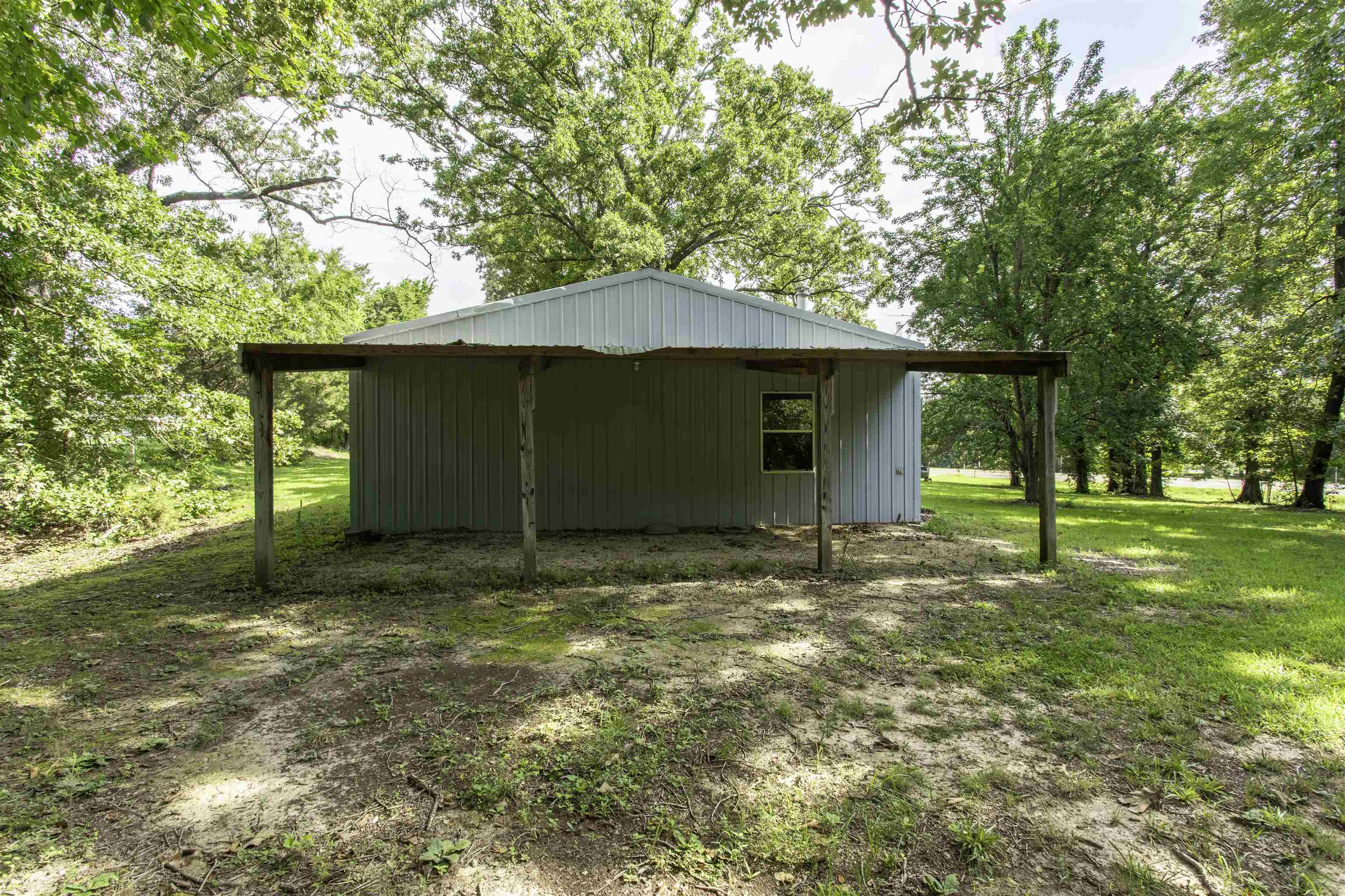 3724 AR 25  Powhatan, AR