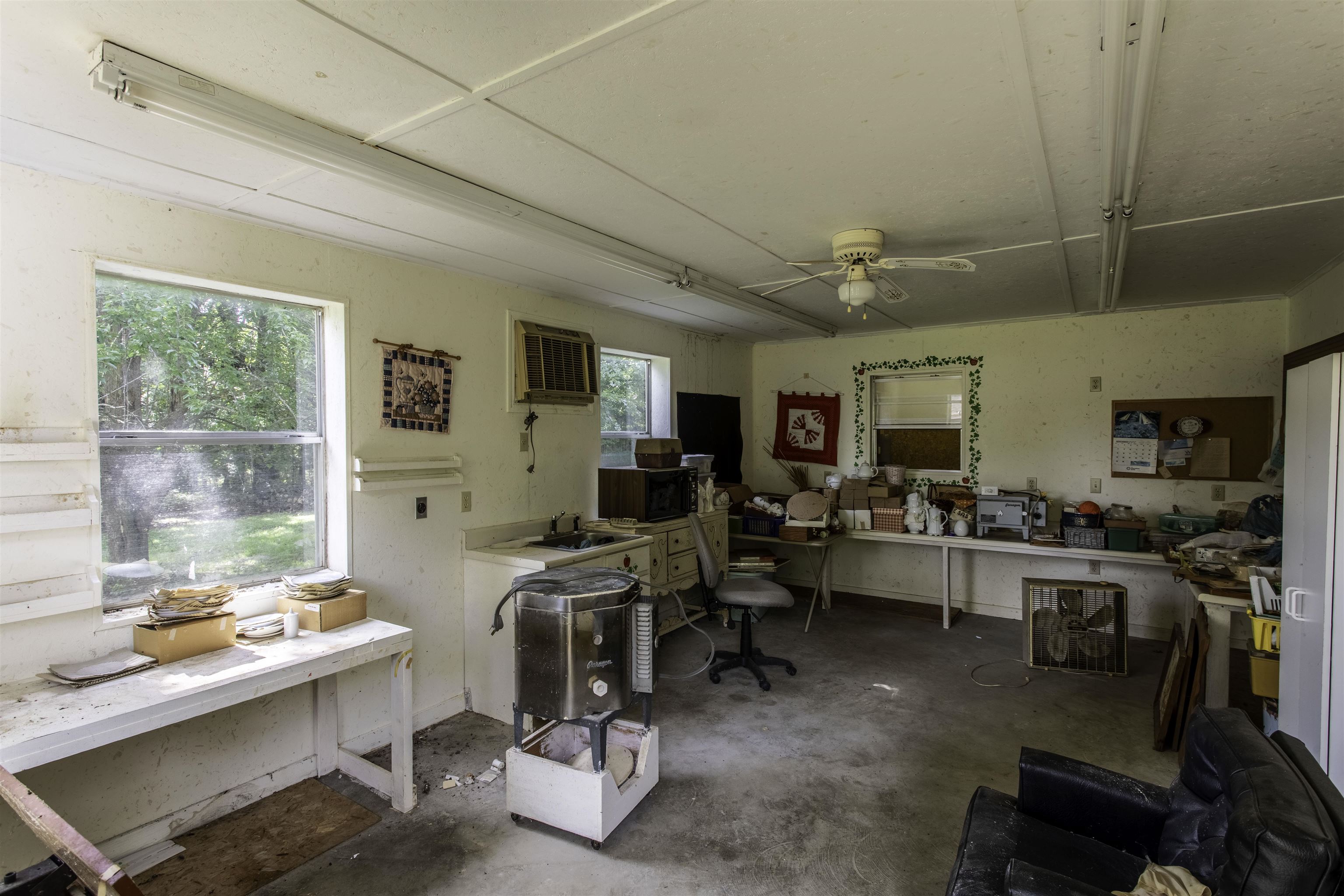 3724 AR 25  Powhatan, AR