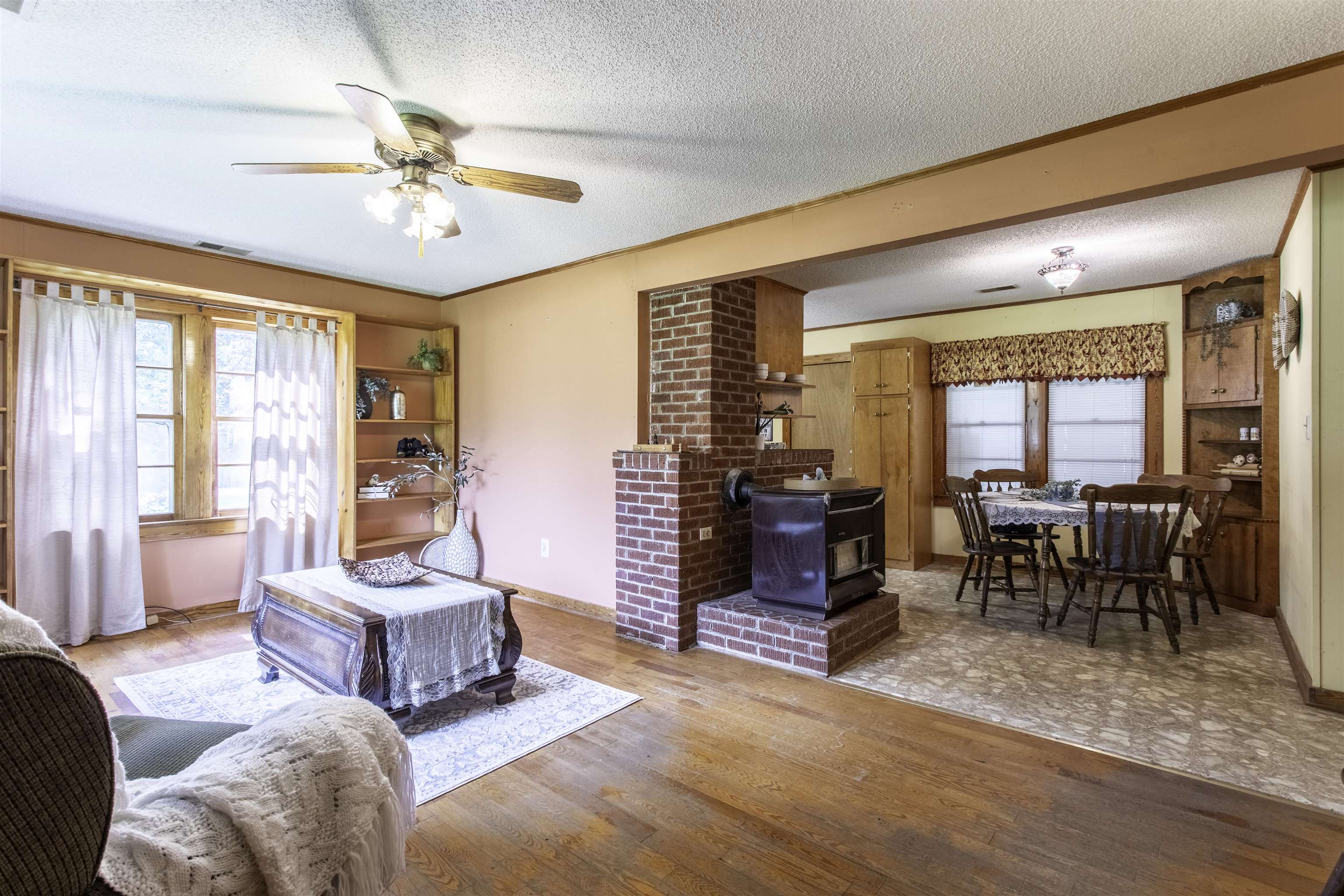 3724 AR 25  Powhatan, AR