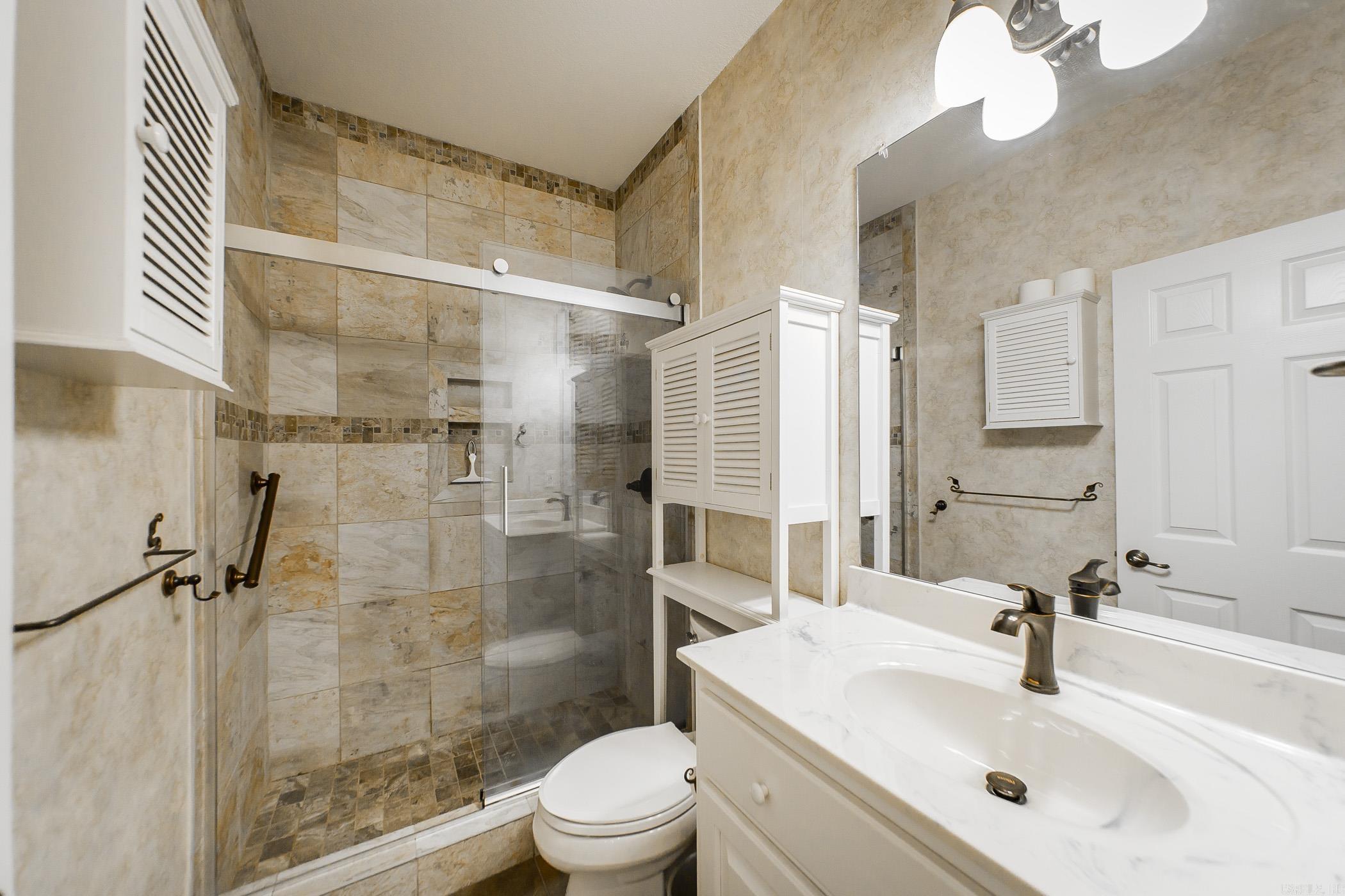 103 Tanglewood  Fairfield Bay, AR