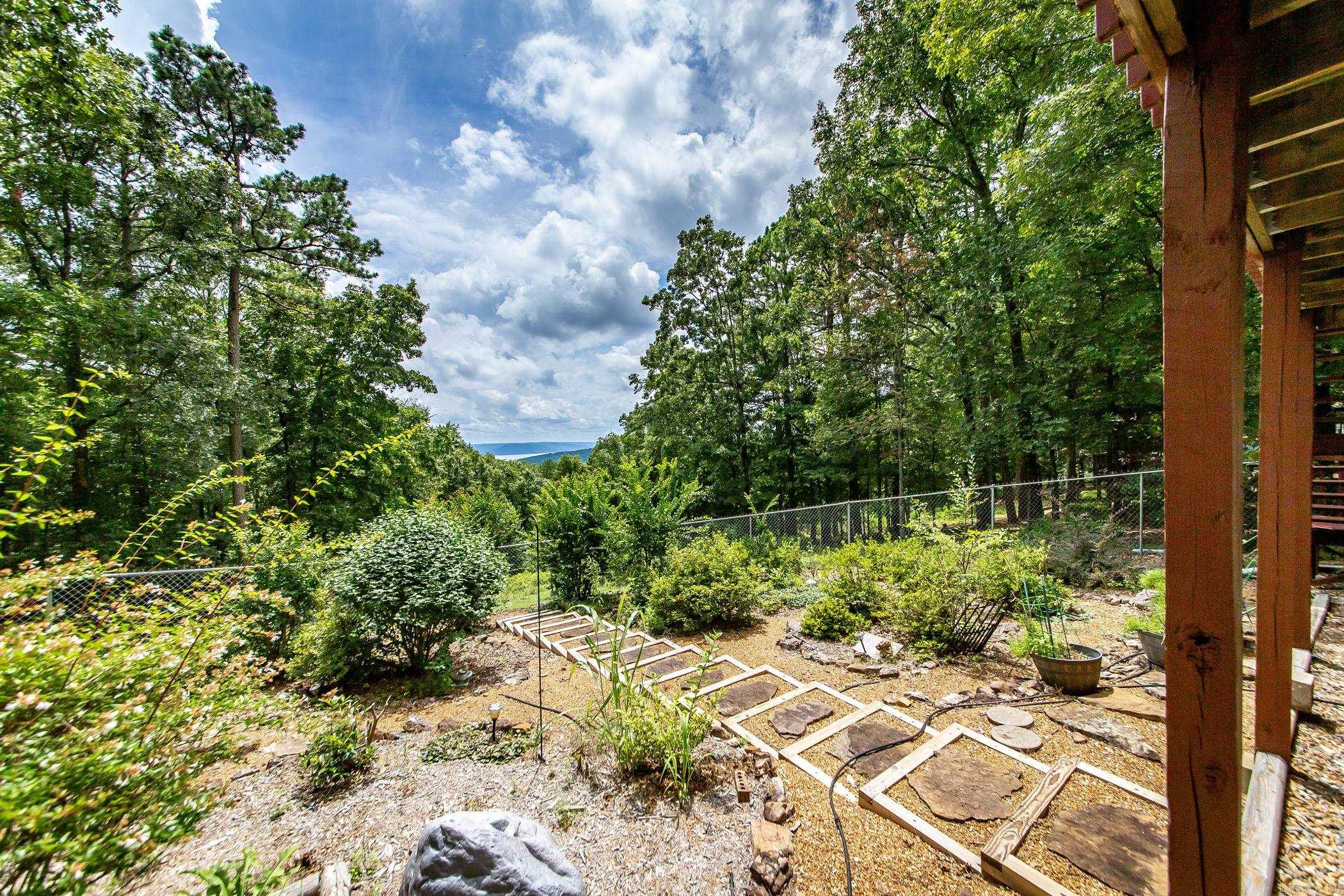 103 Tanglewood  Fairfield Bay, AR