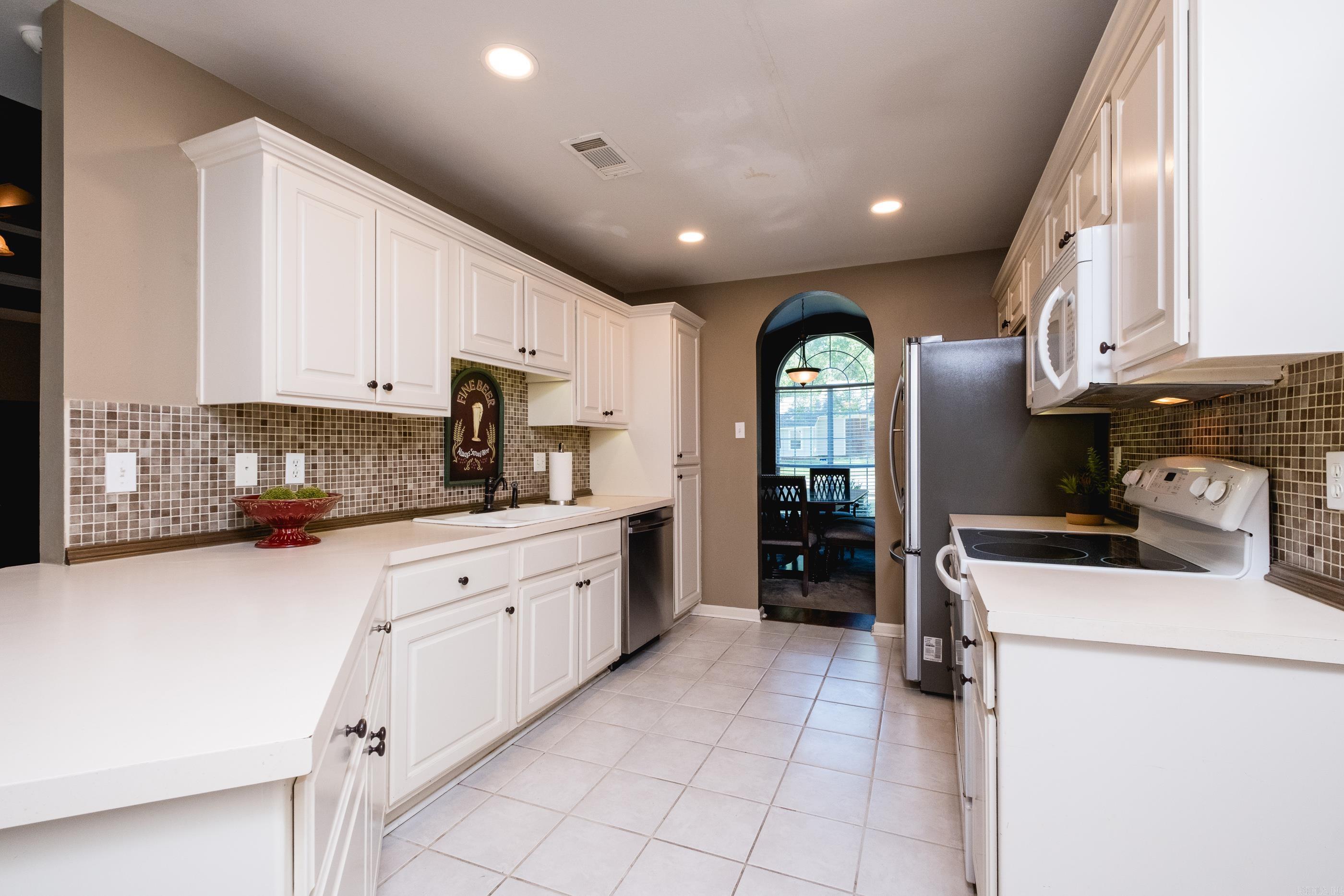 129 Diamond Pointe  Maumelle, AR