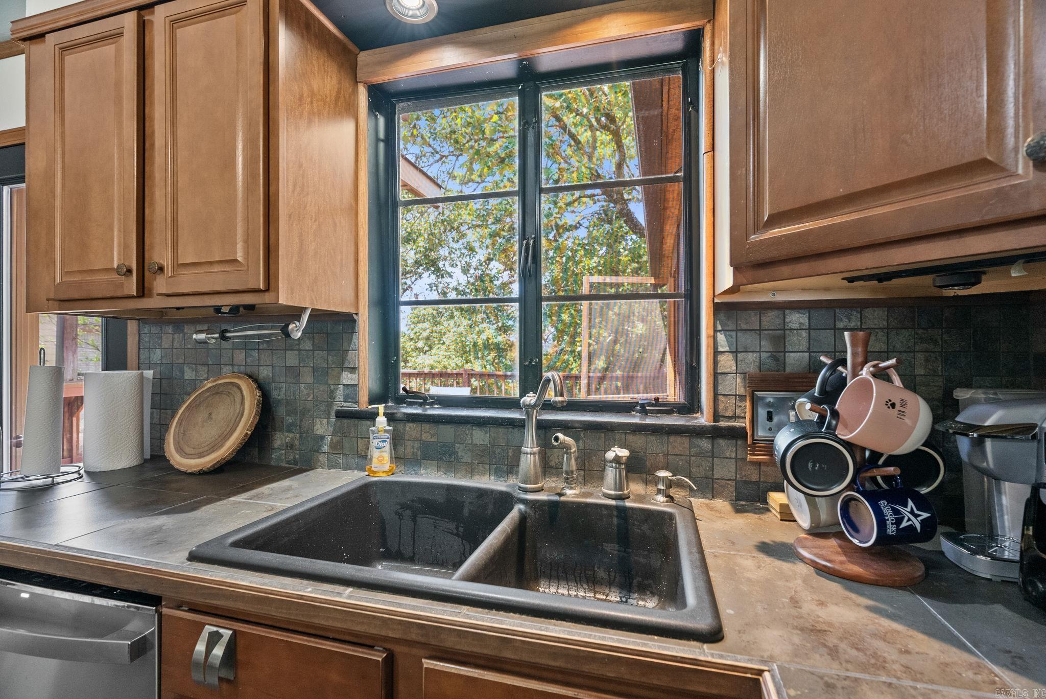 2908 Crouchwood  Little Rock, AR