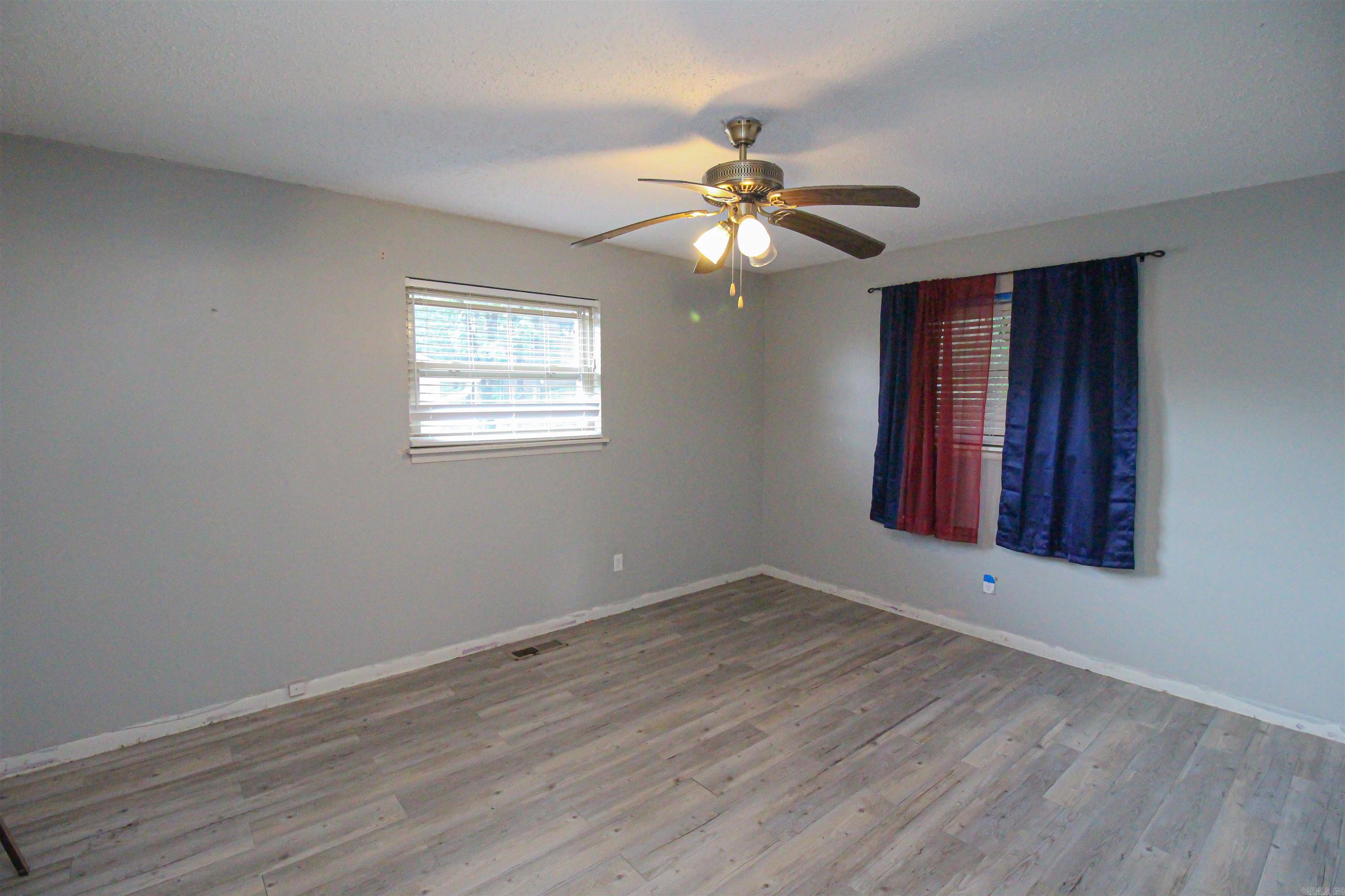 8304 Red Oak  Little Rock, AR