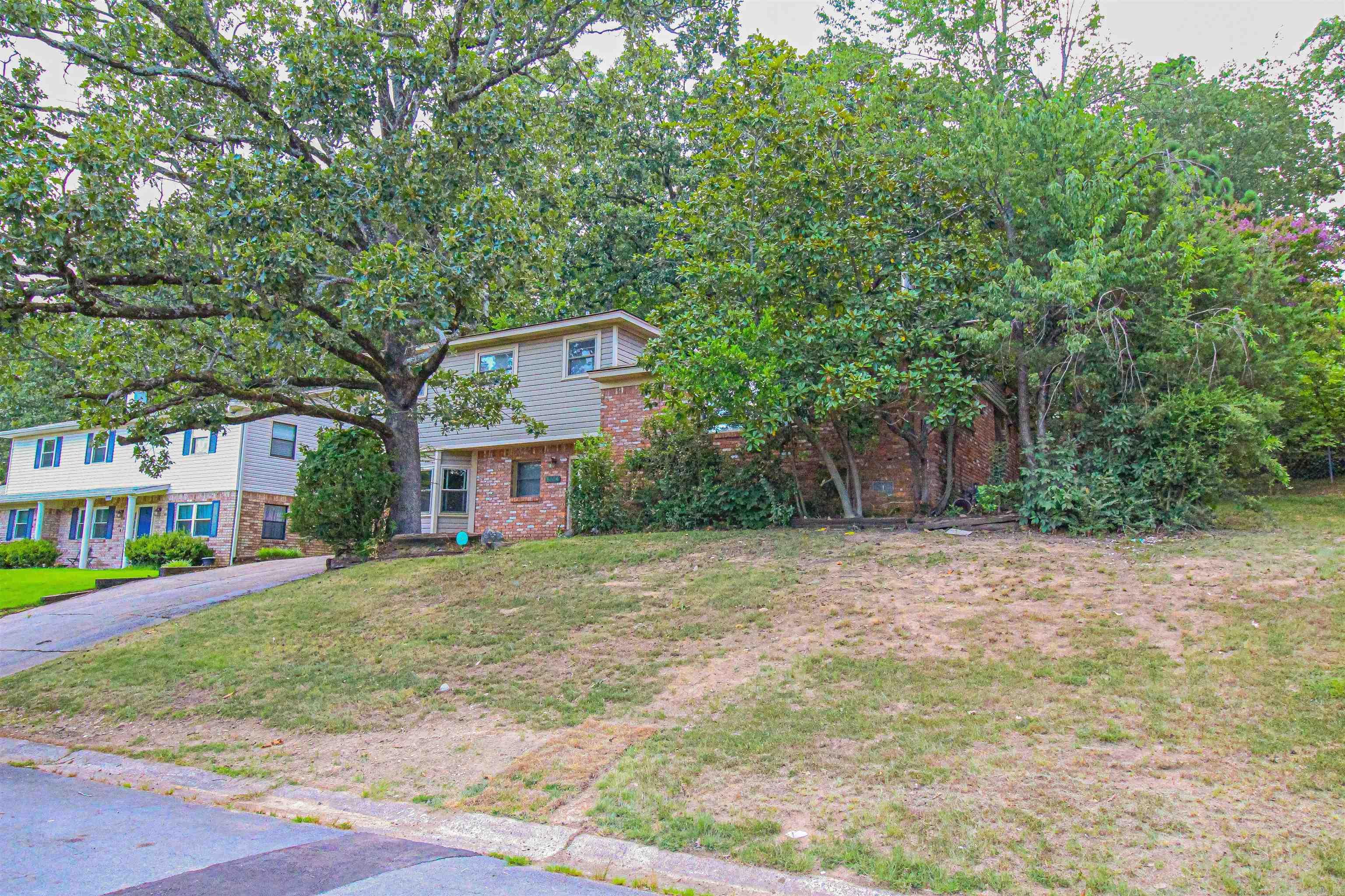 8304 Red Oak  Little Rock, AR