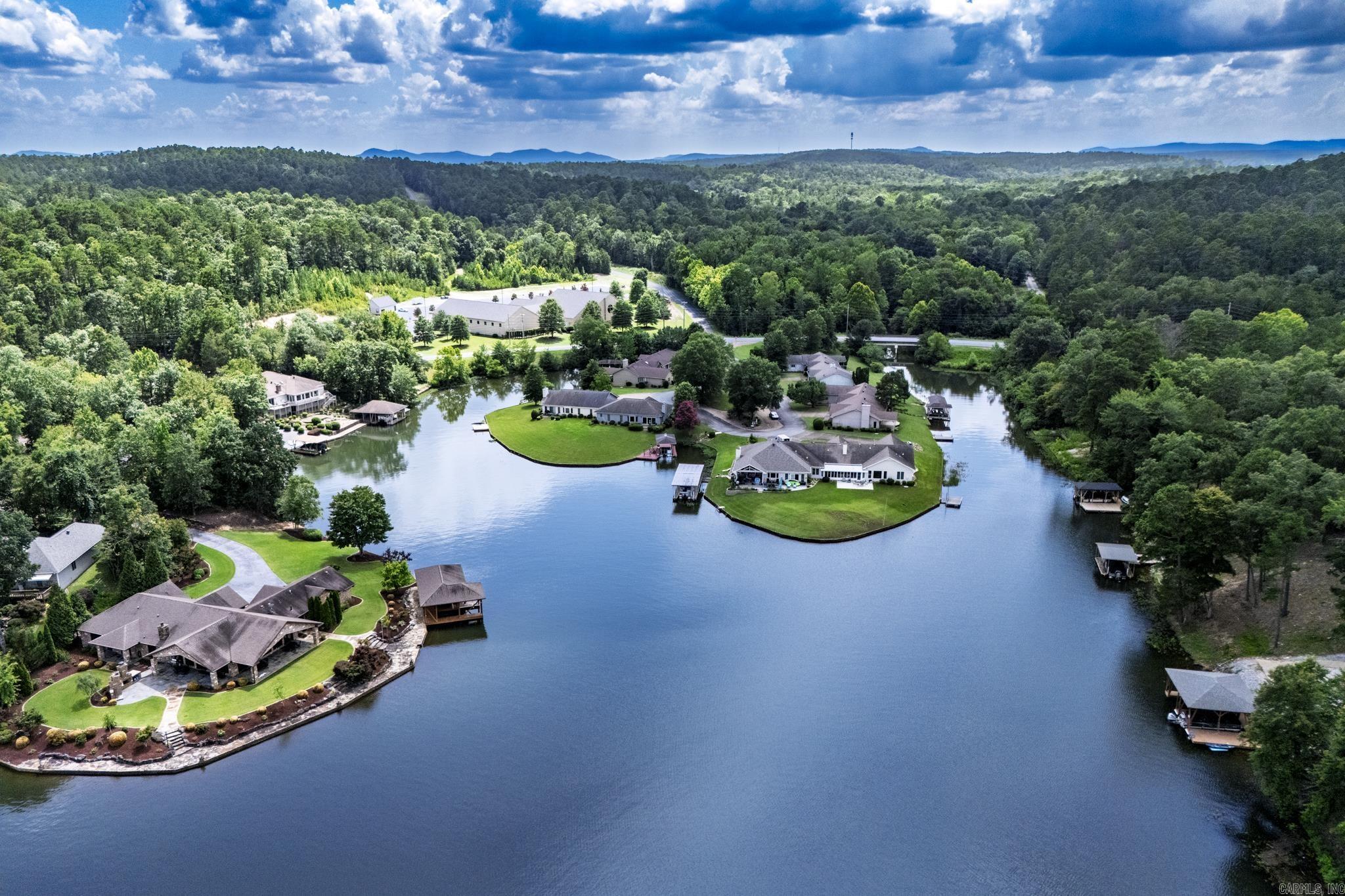 9 Isla Mujeres  Hot Springs Village, AR