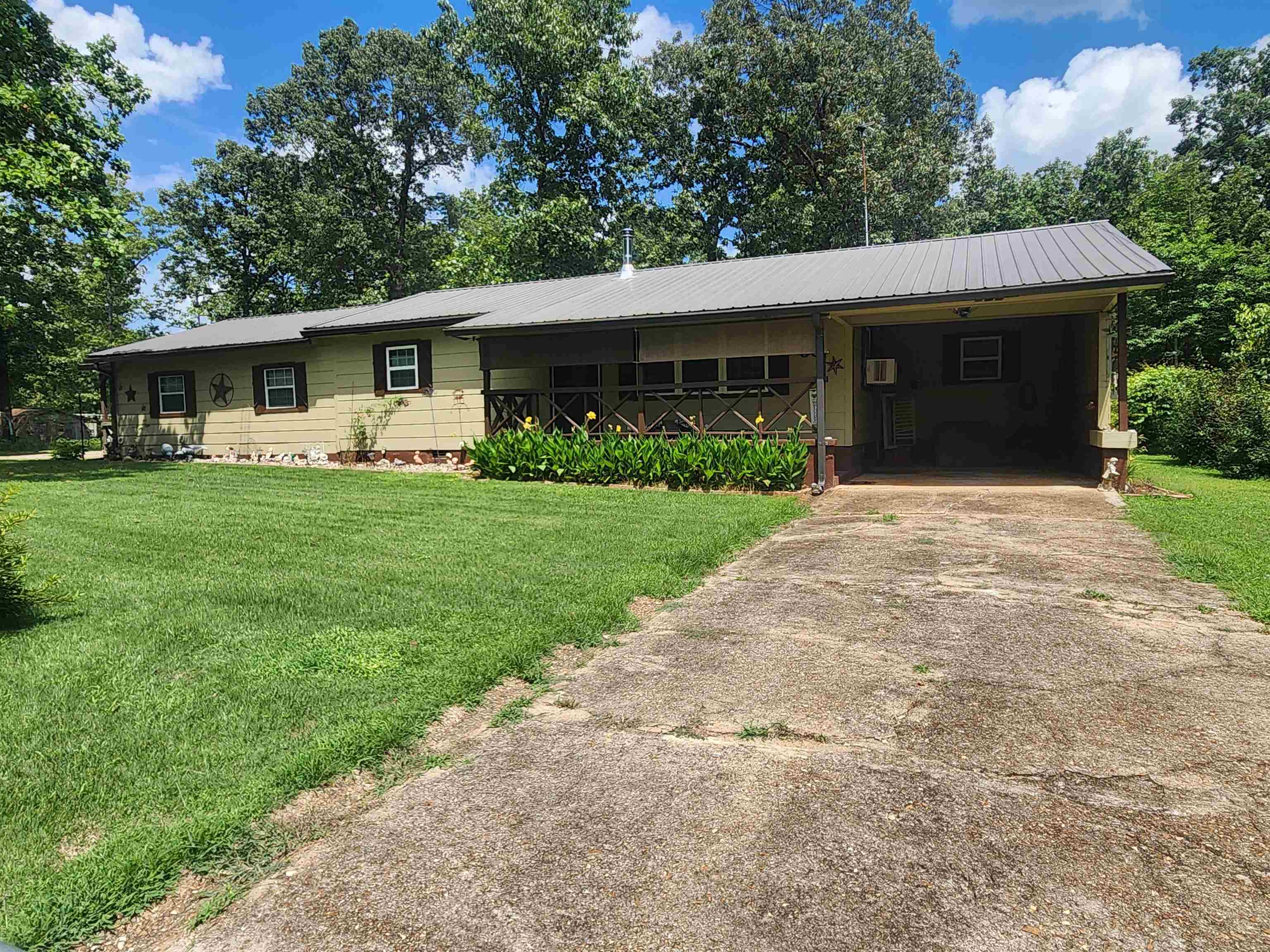90 Wildwood  Highland, AR